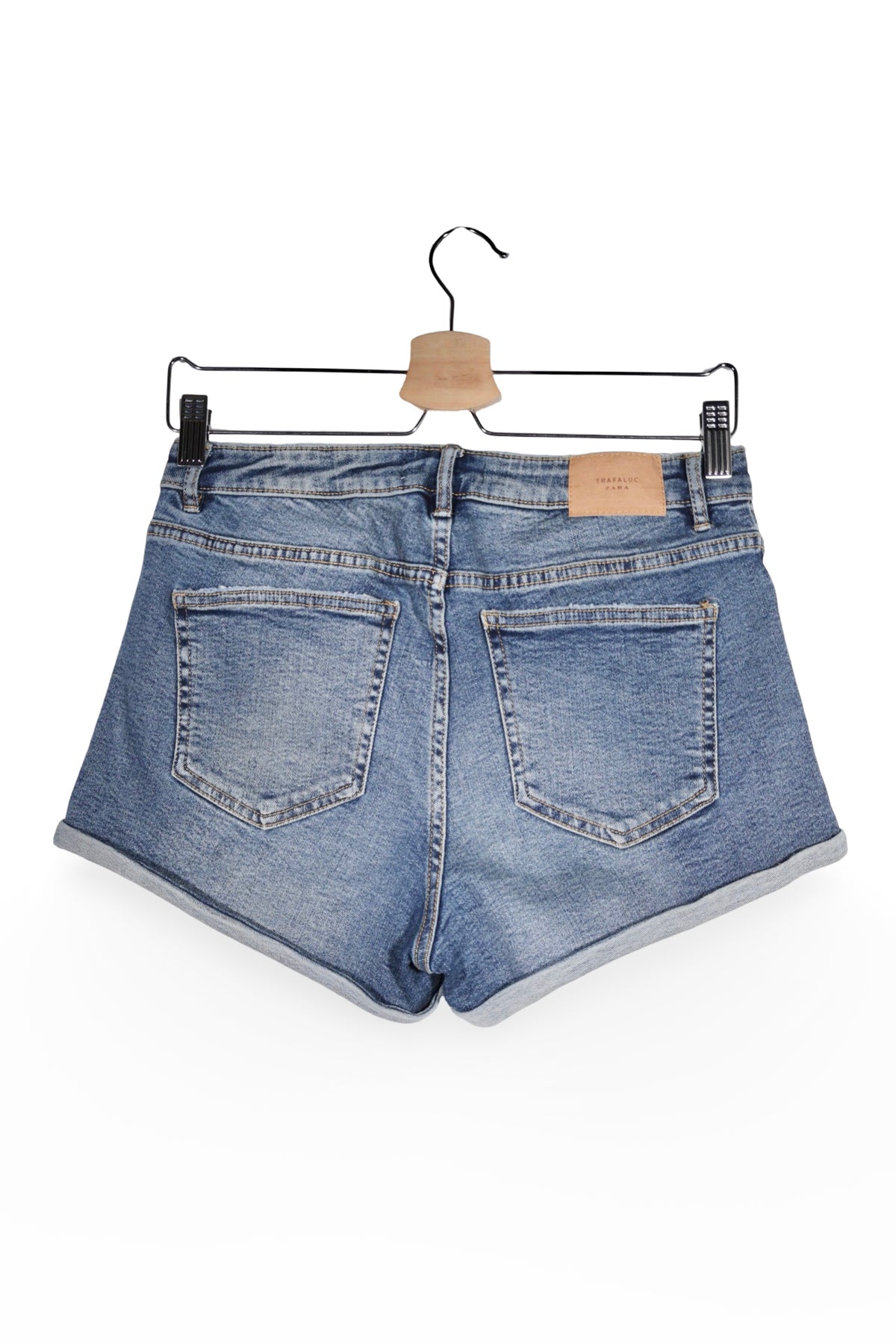 Blugi scurți - ZARA albastri spalaciti cu tiv rasucit – M – Femei - spate