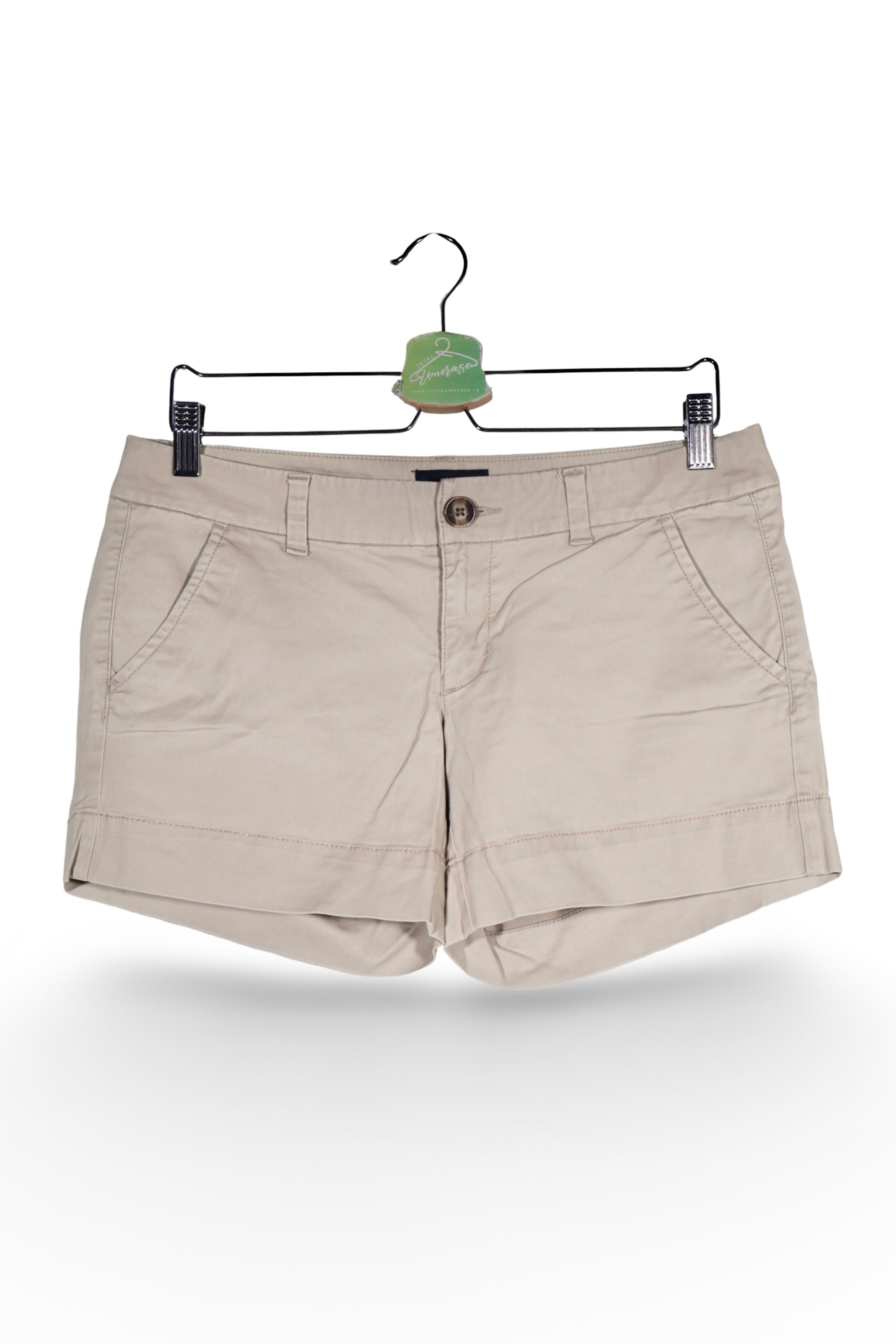 Pantaloni scurți - American Eagle bej din bumbac cu croială dreaptă – M – Femei - fata