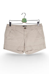 Pantaloni scurți - American Eagle bej din bumbac cu croială dreaptă – M – Femei - fata