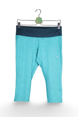 Pantaloni scurți - NIKE turcoaz cu talie bleumarin si imprimeu discret – M – Femei - fata