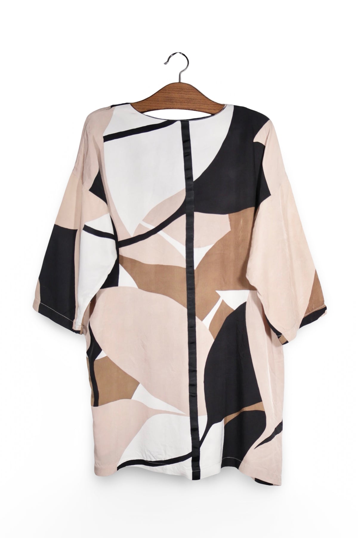 Rochie - Premium imprimu geometric in nuante neutre – L – Femei - spate