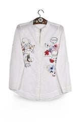 Cămașă - Desigual albă din bumbac cu imprimeu grafic colorat – S – Femei - fata