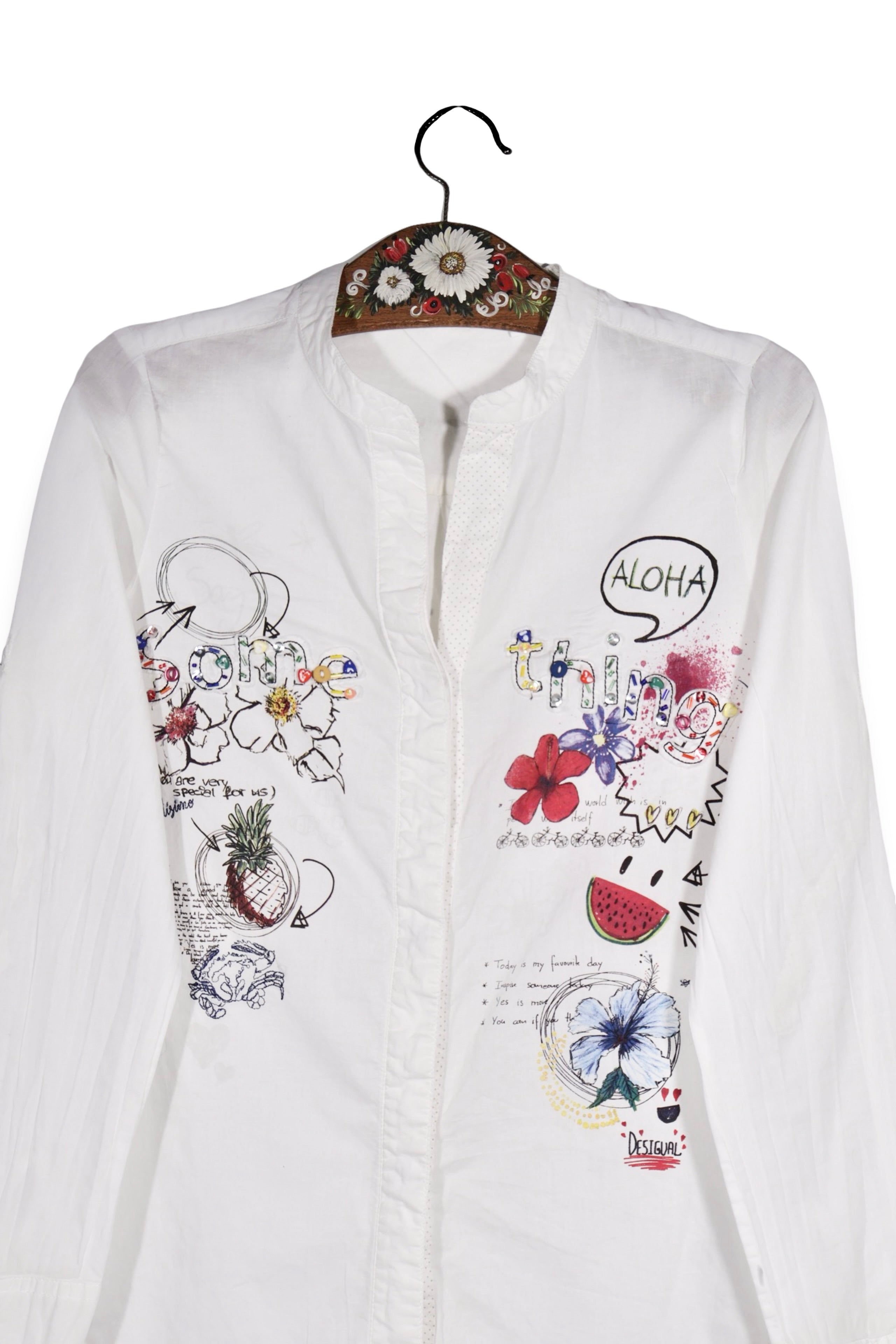 Cămașă - Desigual albă din bumbac cu imprimeu grafic colorat – S – Femei - detaliu
