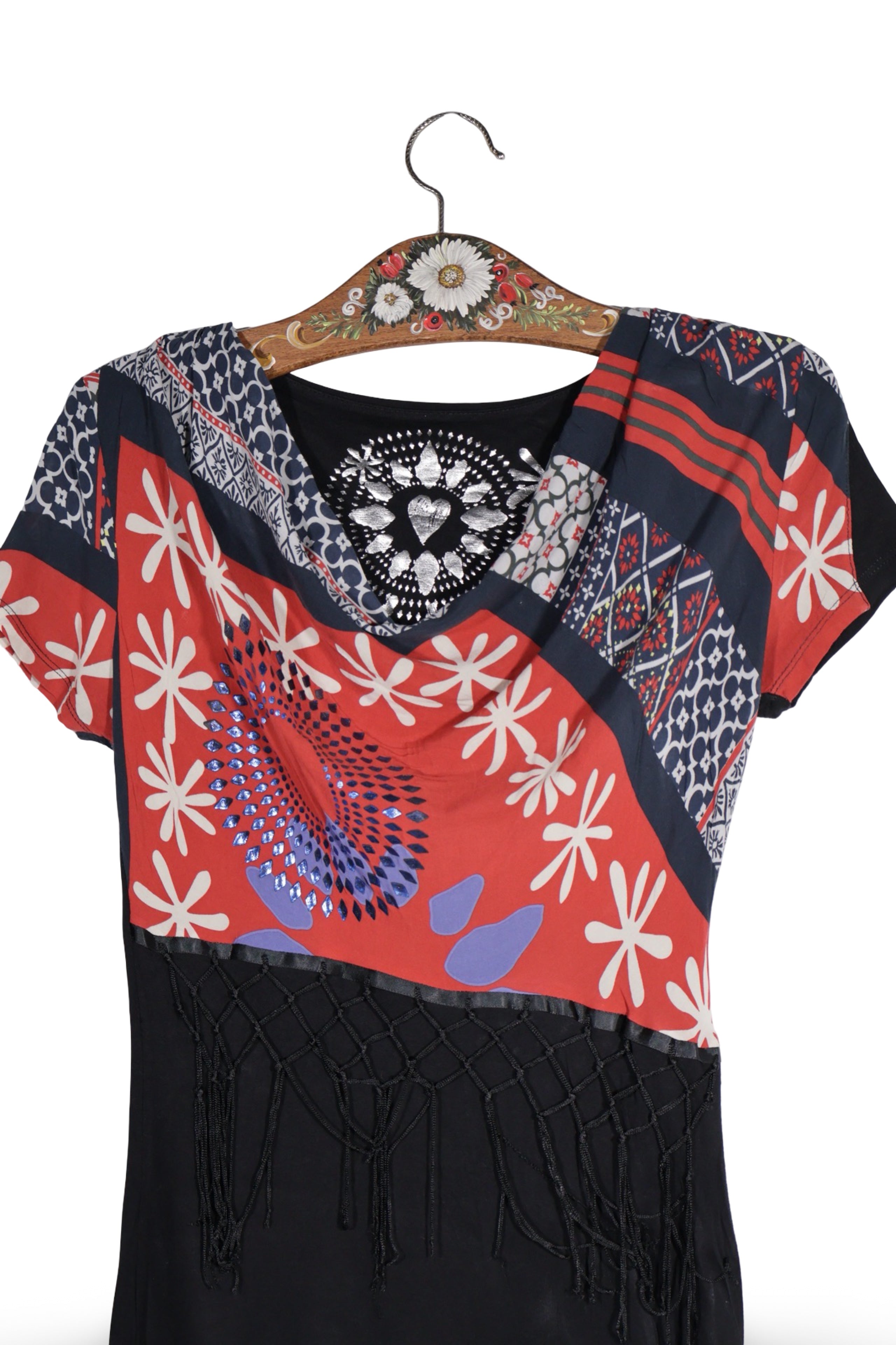 Tricou - Desigual multicolor cu imprimeu grafic si detaliu ornamental – S – Femei - detaliu