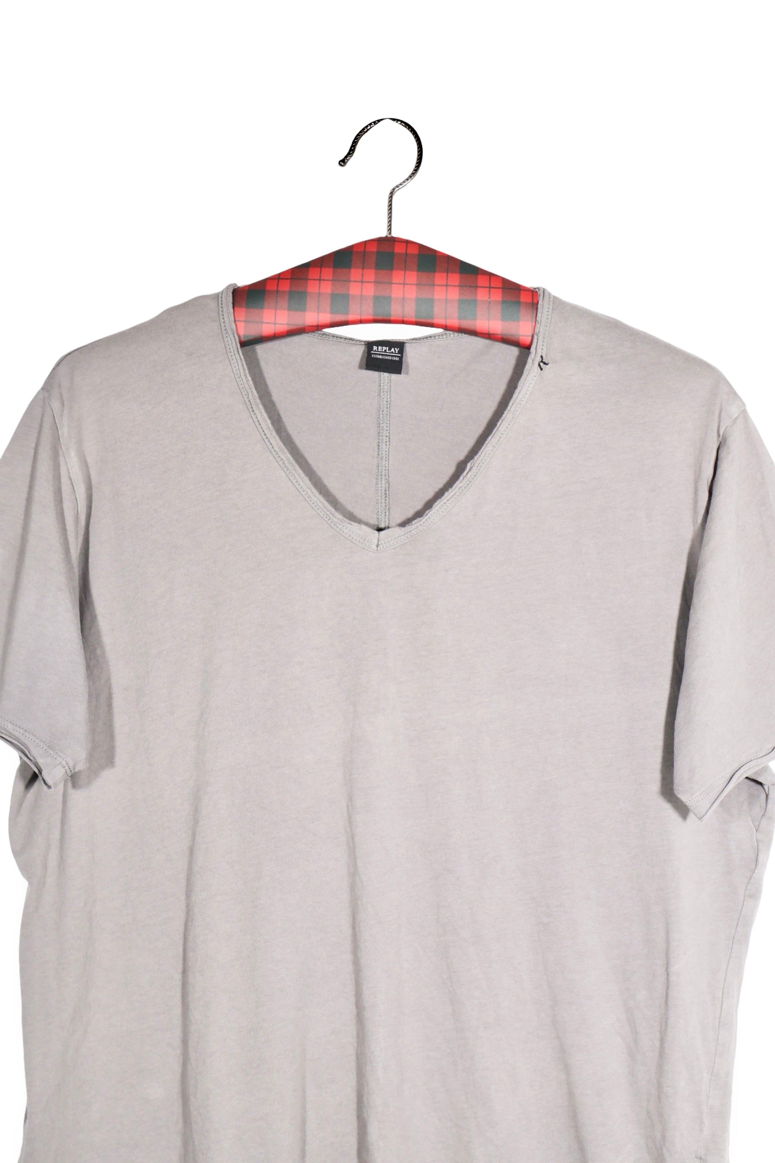 Tricou - Replay gri deschis din bumbac cu decolteu in V – M – Bărbați - detaliu
