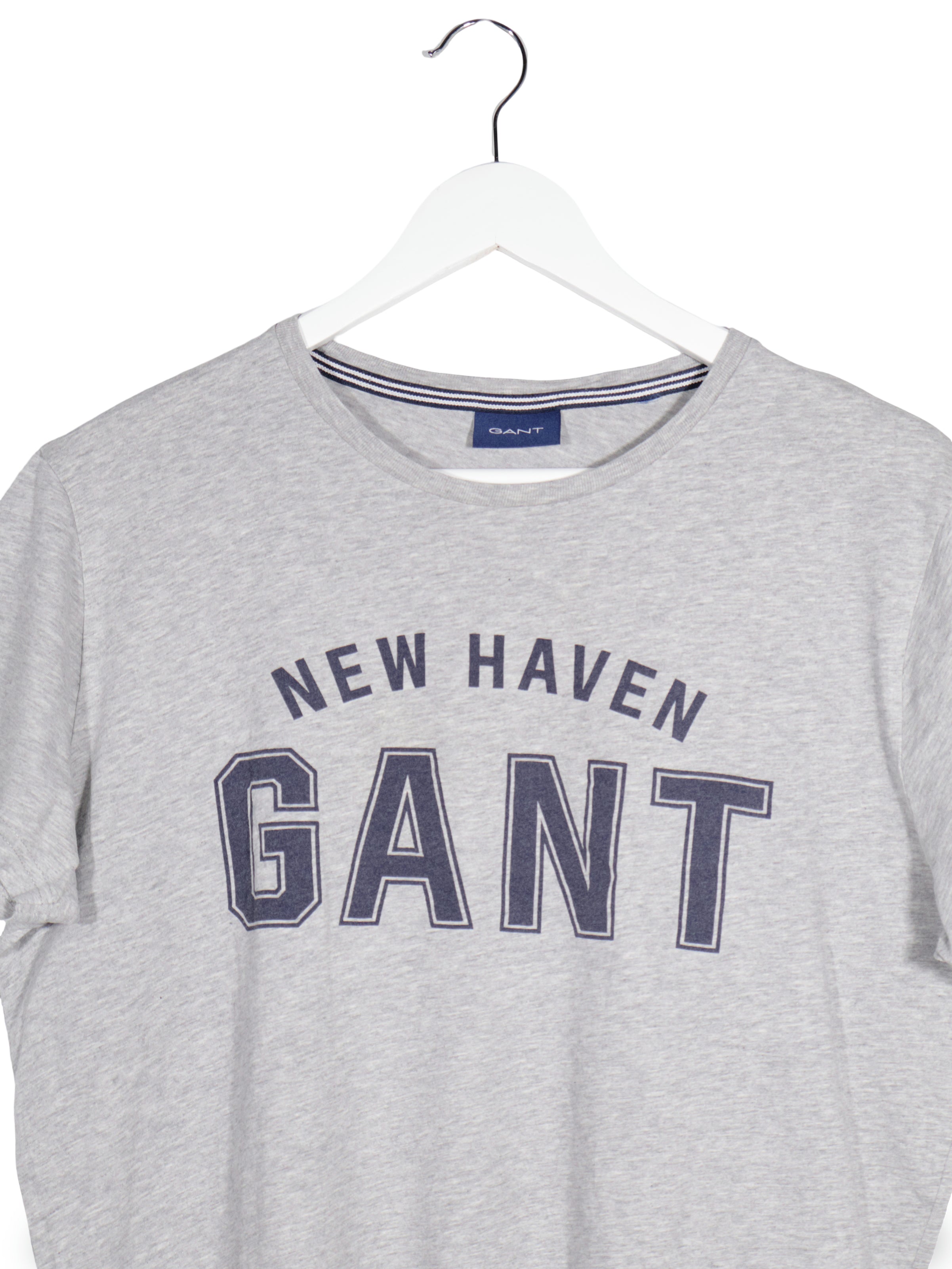 Tricou GANT gri deschis mărime L detaliu material și croială second-hand premium