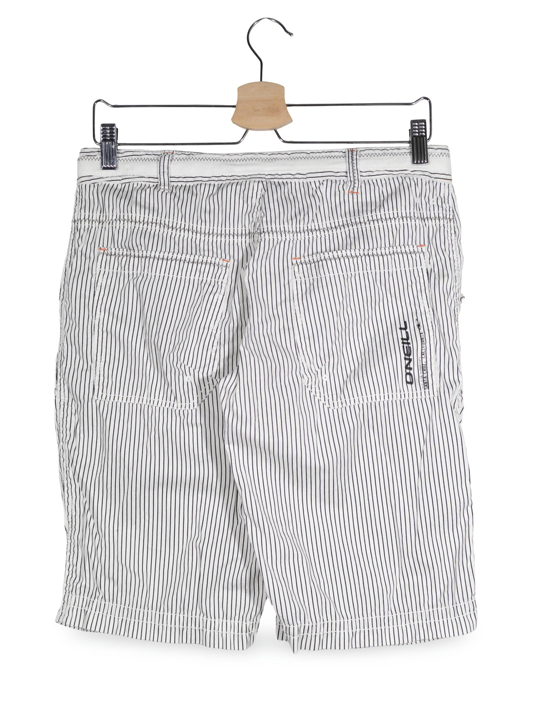 Pantaloni scurti O'Neill alb cu dungi negre fine mărime XS vedere din spate second-hand premium