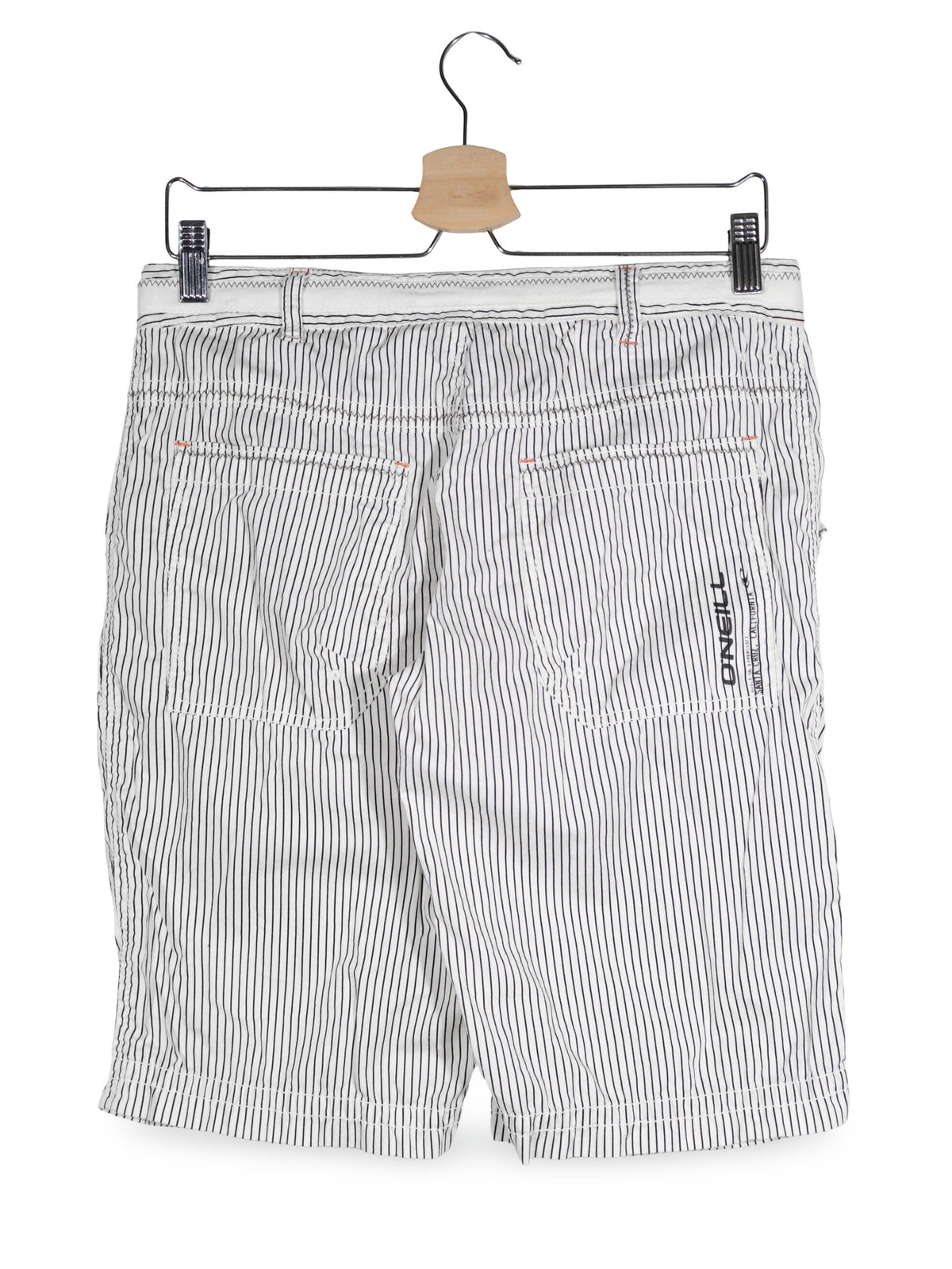Pantaloni scurti O'Neill alb cu dungi negre fine mărime XS vedere din spate second-hand premium