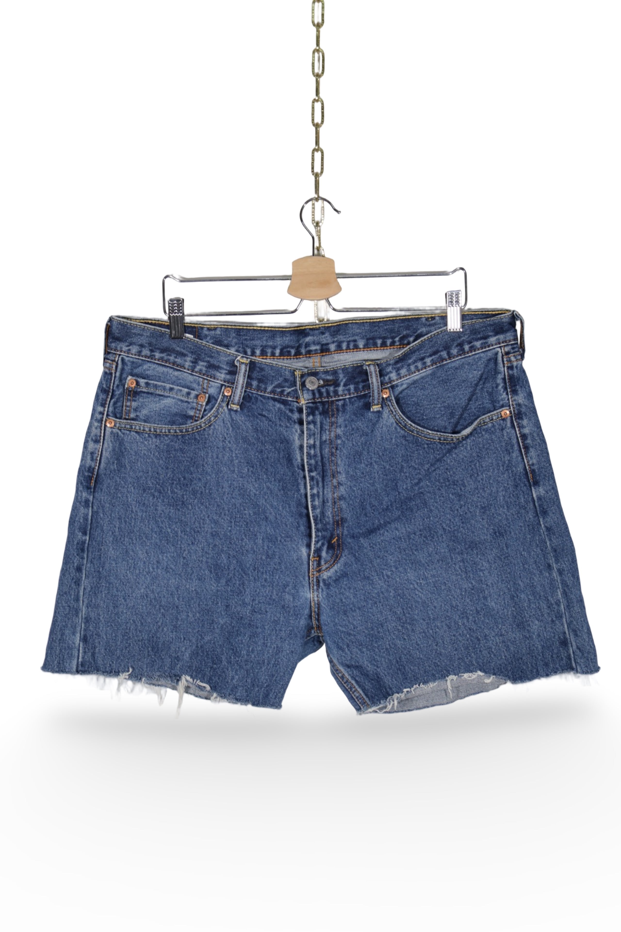 Blugi scurti Levi's - marimea XL