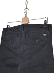 Pantaloni scurti Dickies - marimea S/M - Barbati