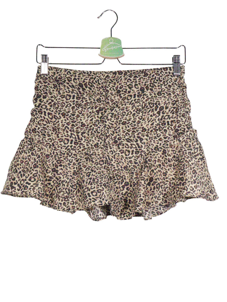 Pantaloni scurti tip fusta ZARA bej cu print leopard mărime XS vedere din față second-hand premium