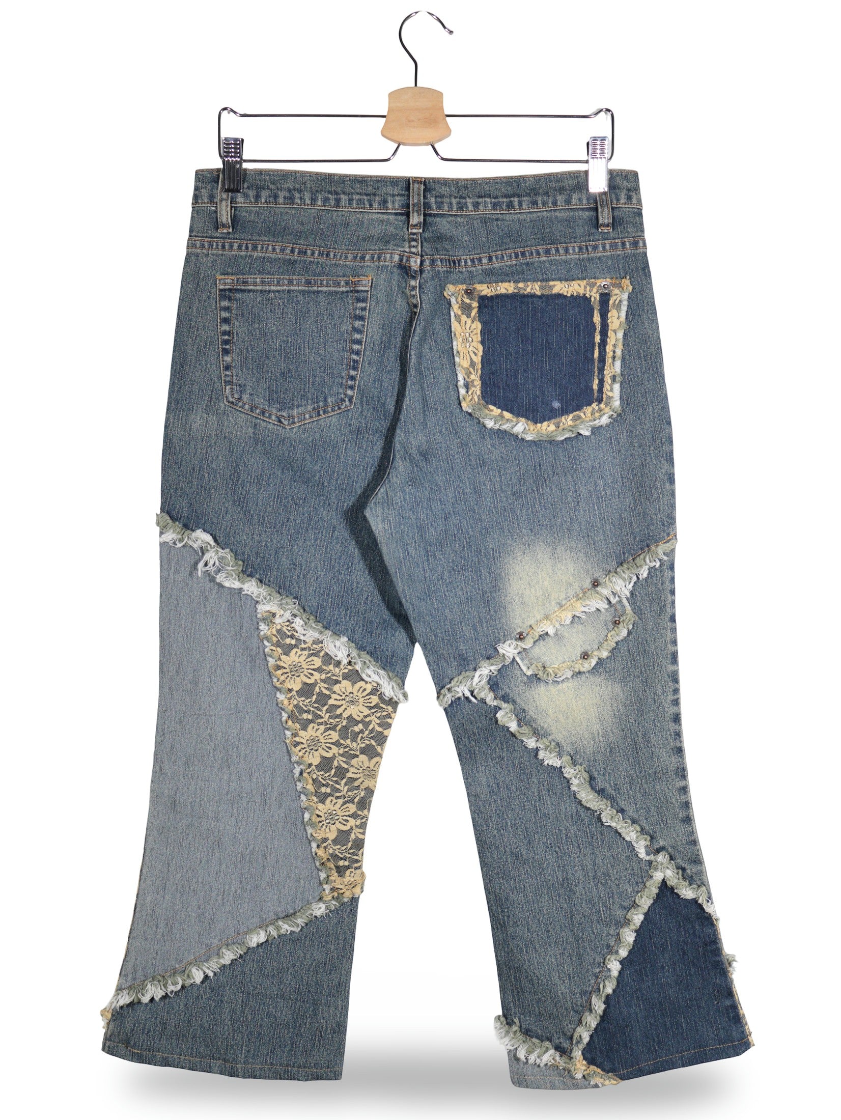 Blugi scurti Jet-7 albastru denim mărime W30 vedere din spate second-hand premium