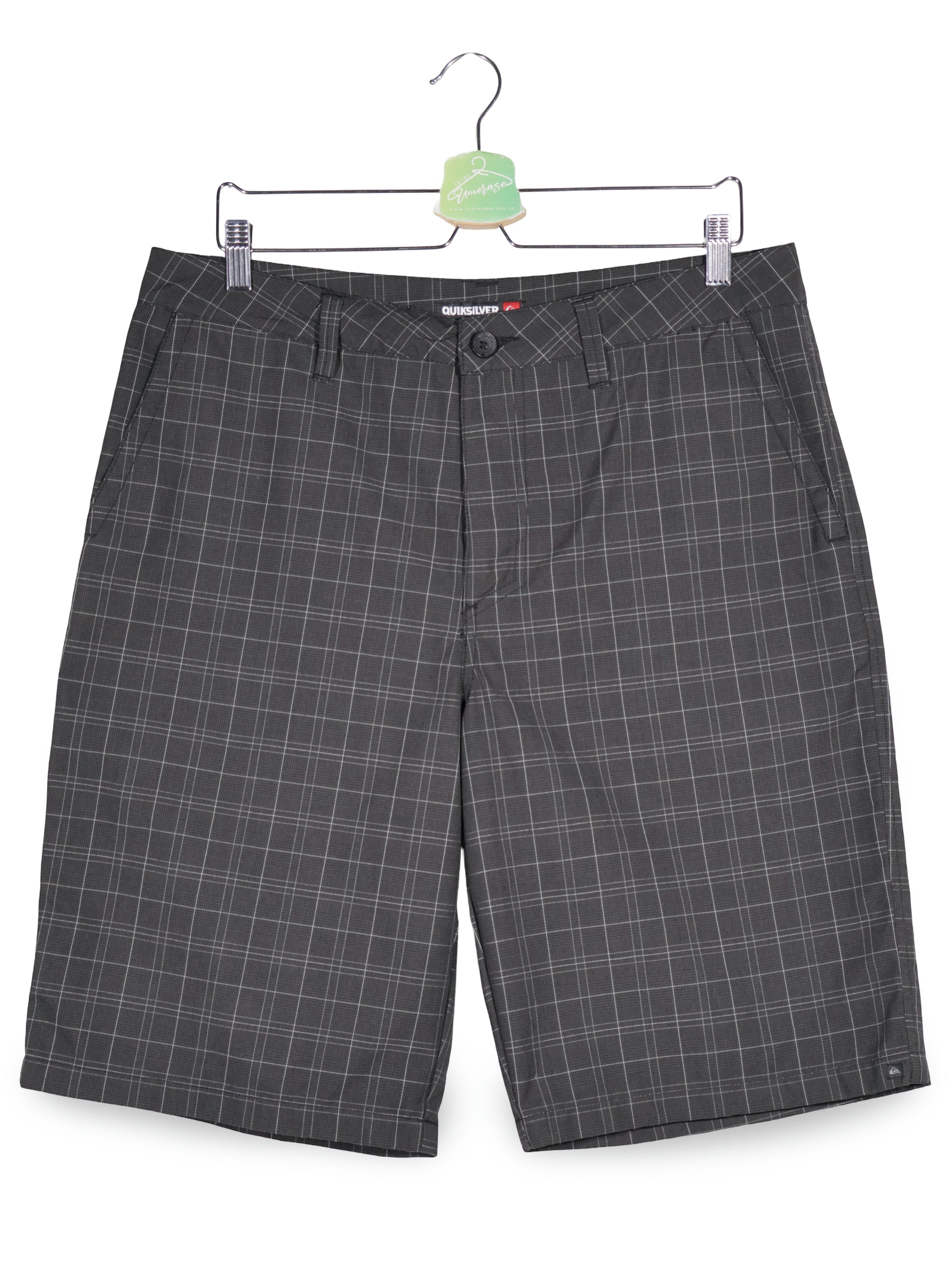 Pantaloni scurti Quiksilver negru mărime M vedere din față second-hand premium