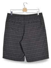 Pantaloni scurti Quiksilver negru mărime M vedere din spate second-hand premium