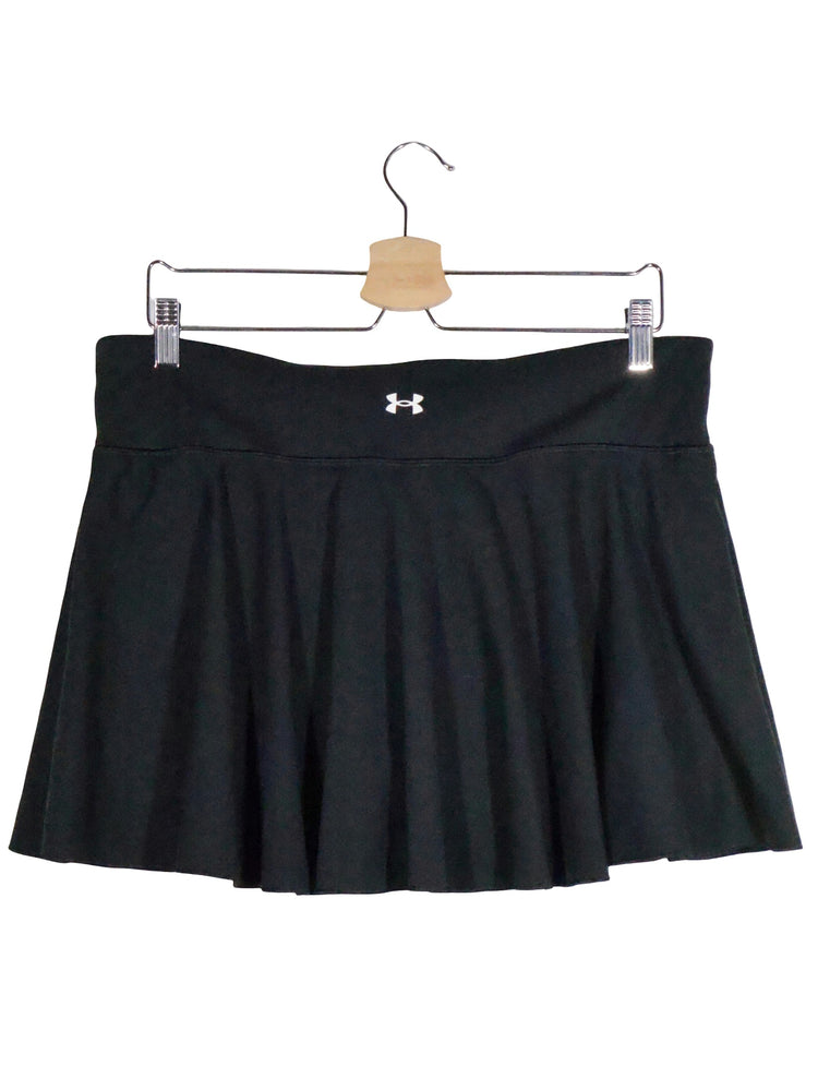 Fusta Under Armour negru mărime XL vedere din spate second-hand premium