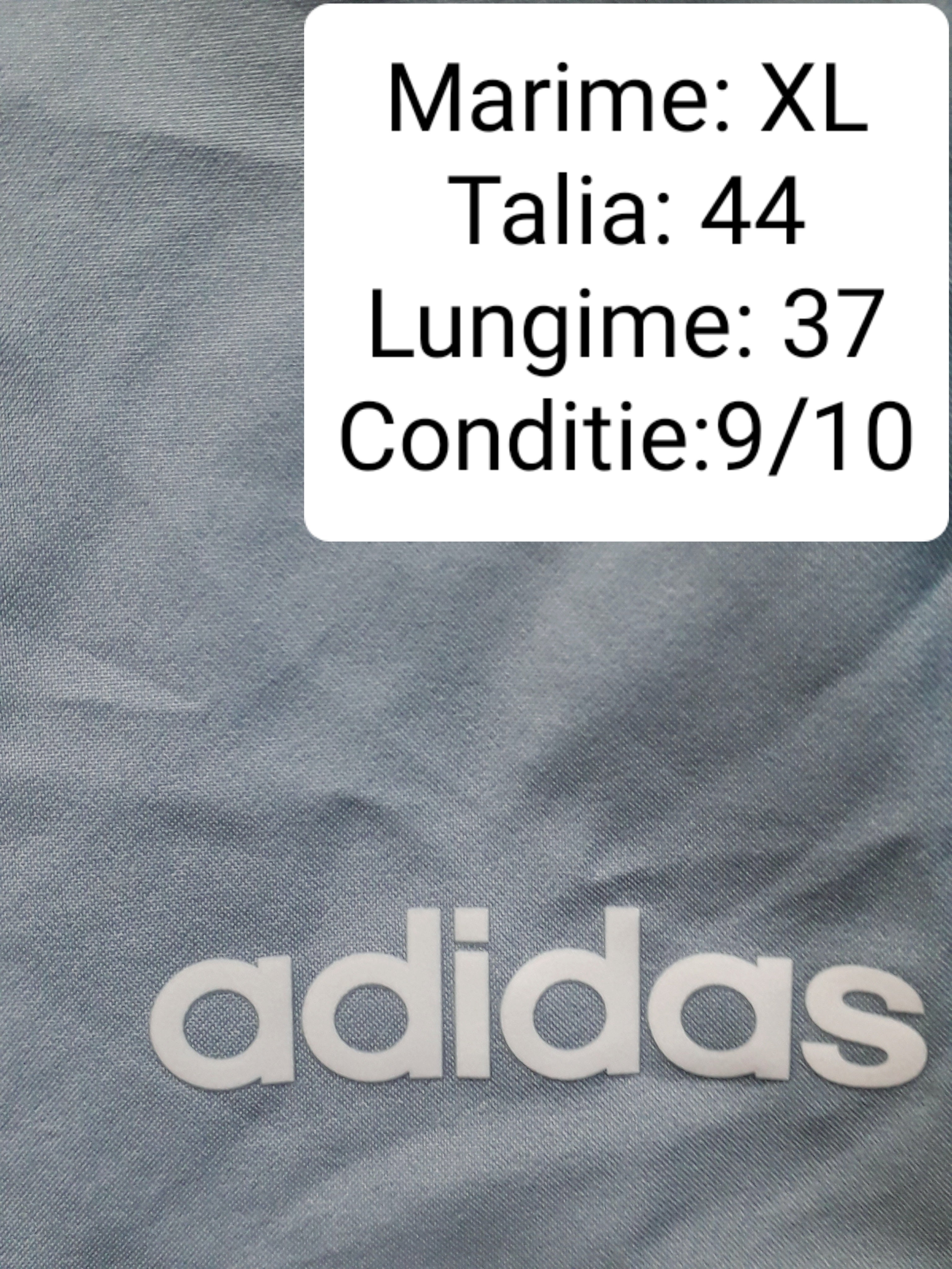 Pantaloni scurti Adidas - marimea XL - Femei