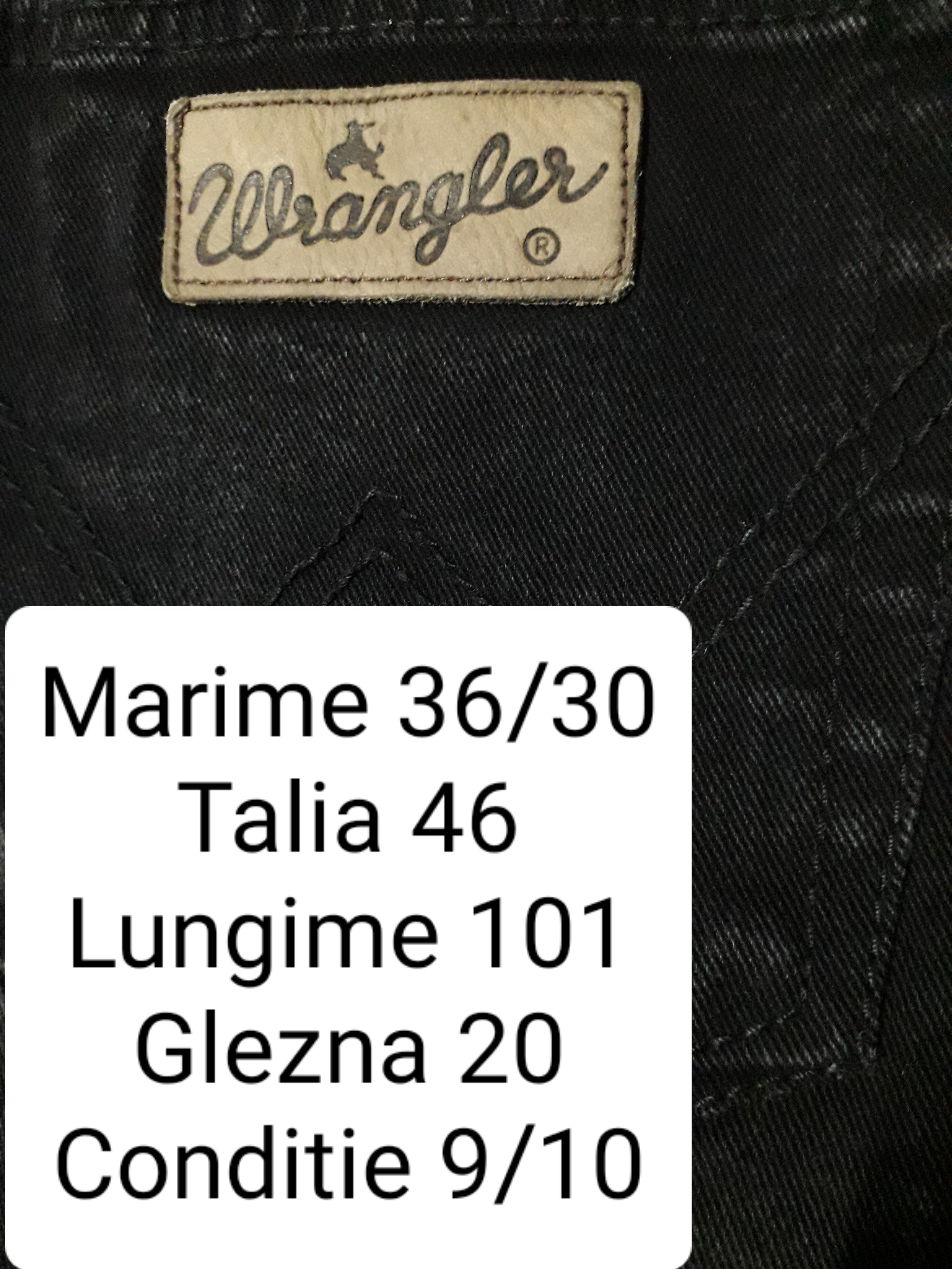 Blugi Wrangler - marimea L W36/L30 - Barbati