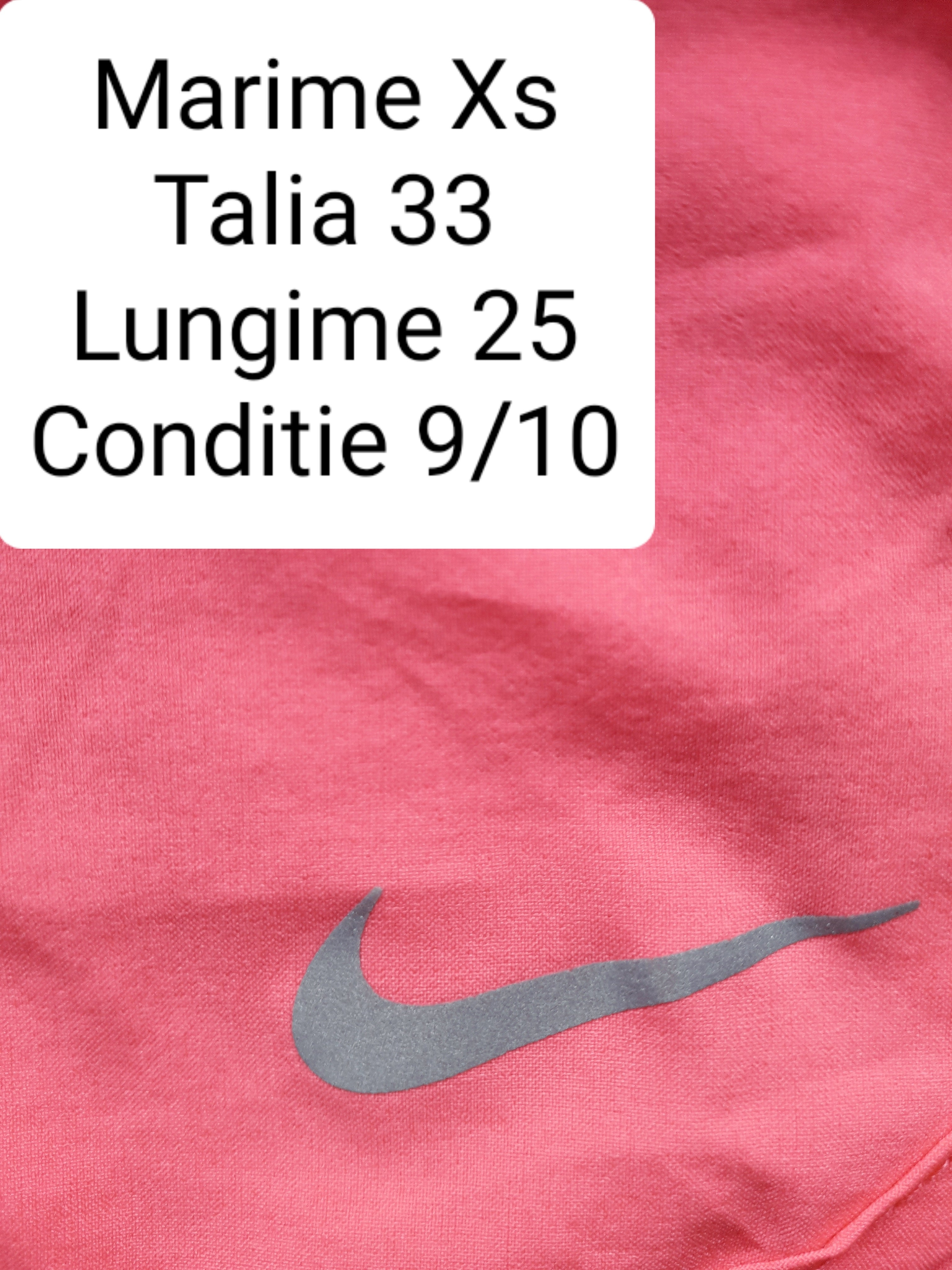 Pantaloni scurti Nike - marimea XS - Femei