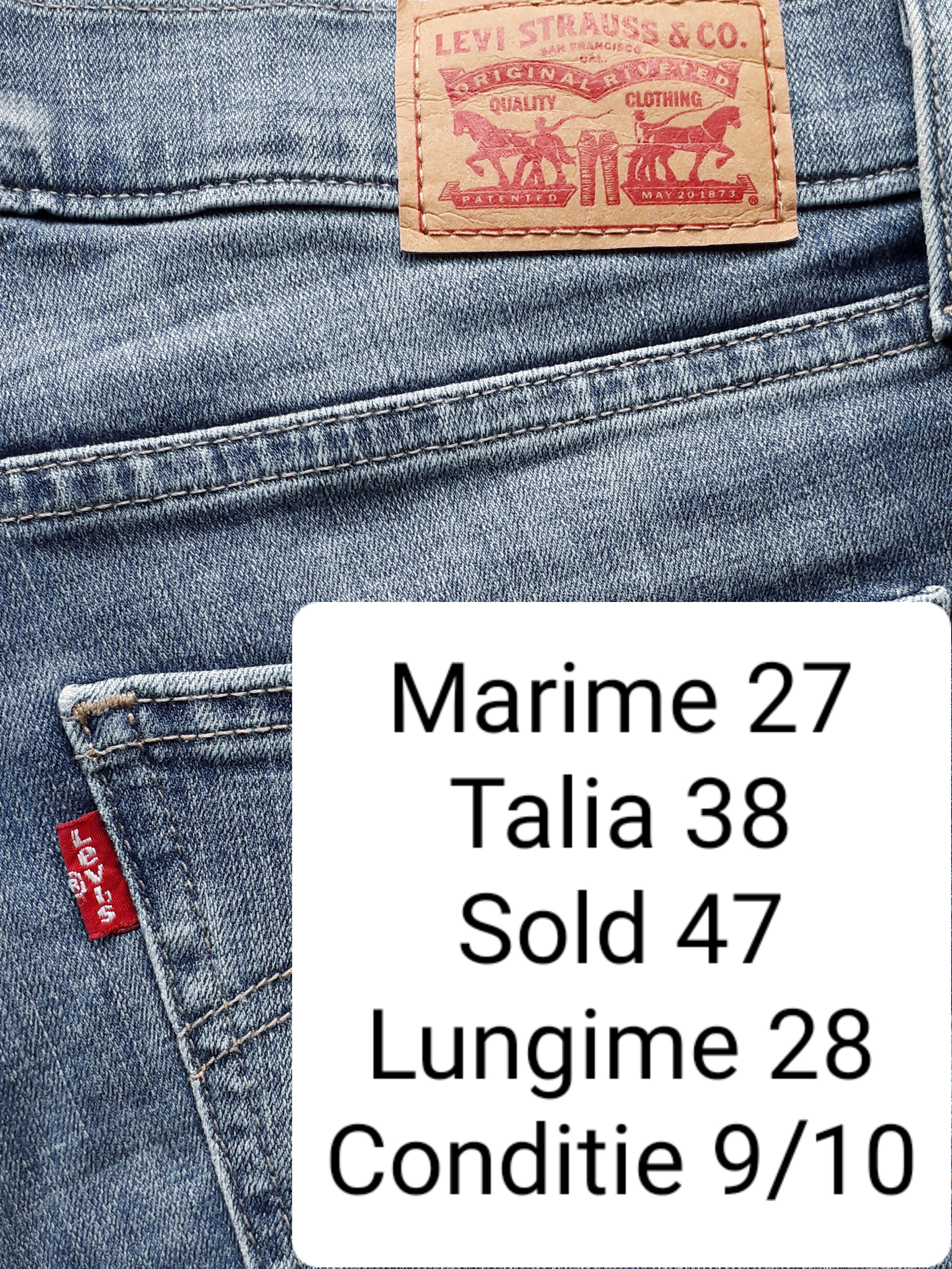 Blugi scurti Levi's - marimea M - Femei