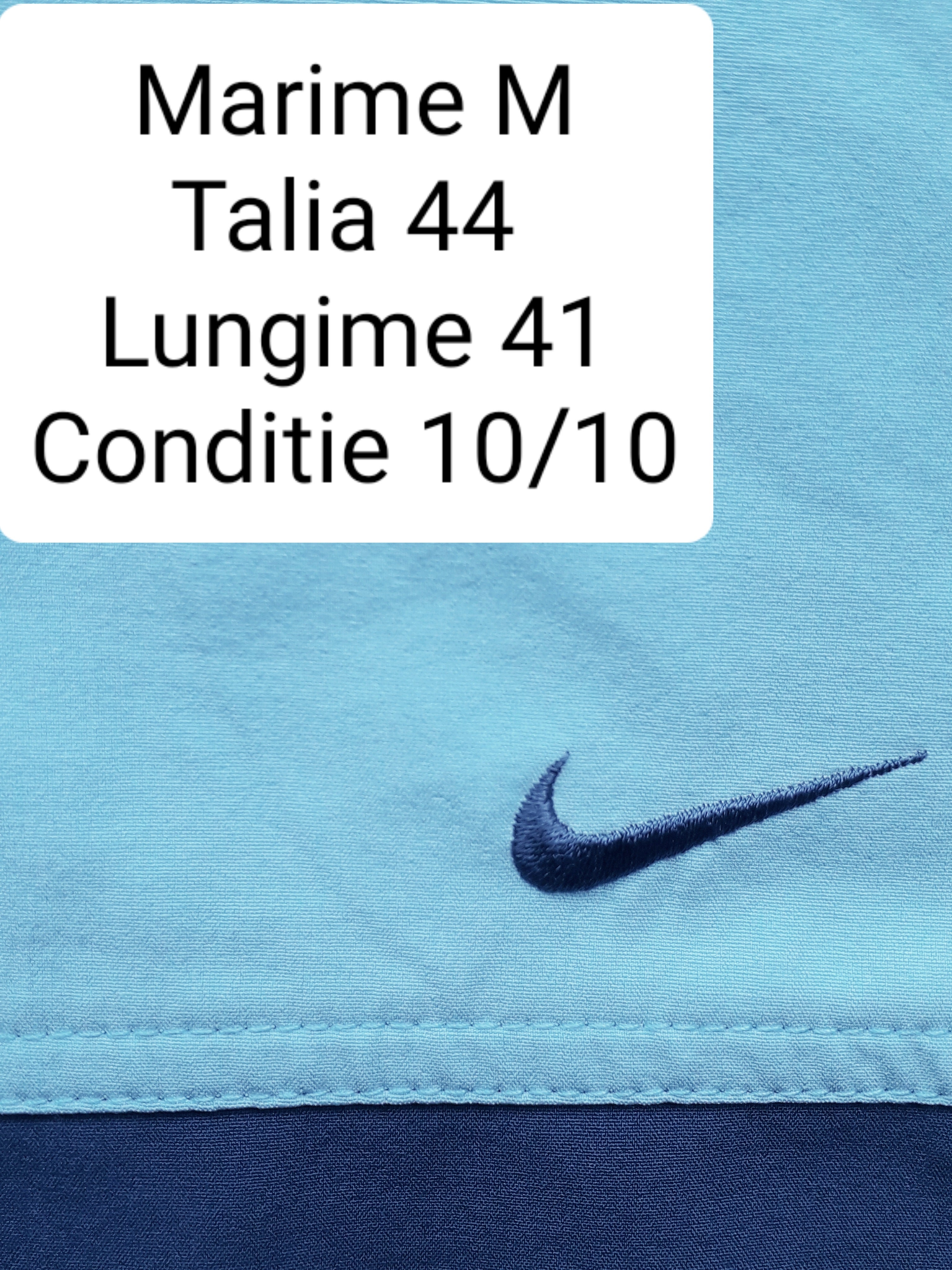 Pantaloni scurti Nike - marimea M - Barbati