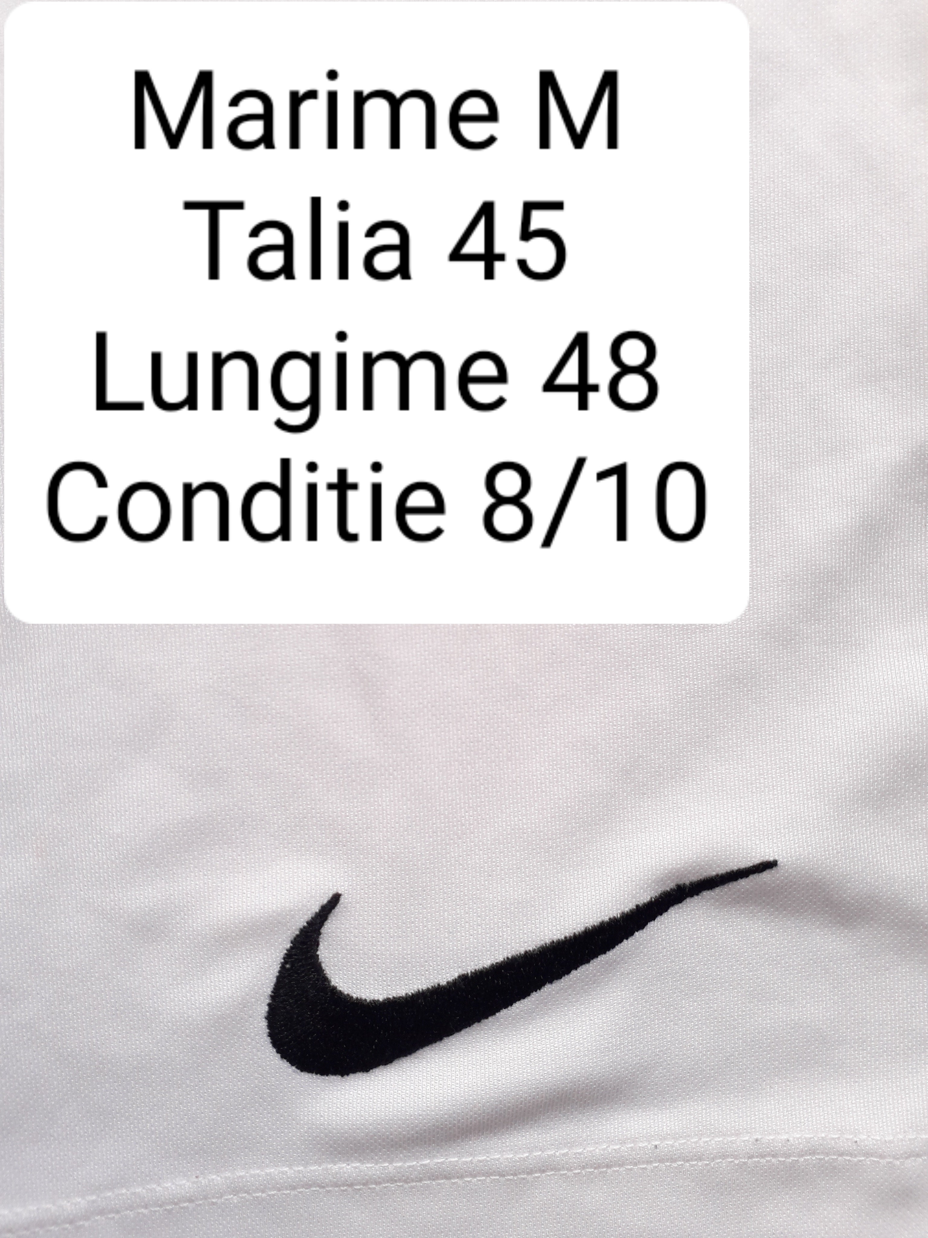 Pantaloni scurti Nike - marimea M - Barbati