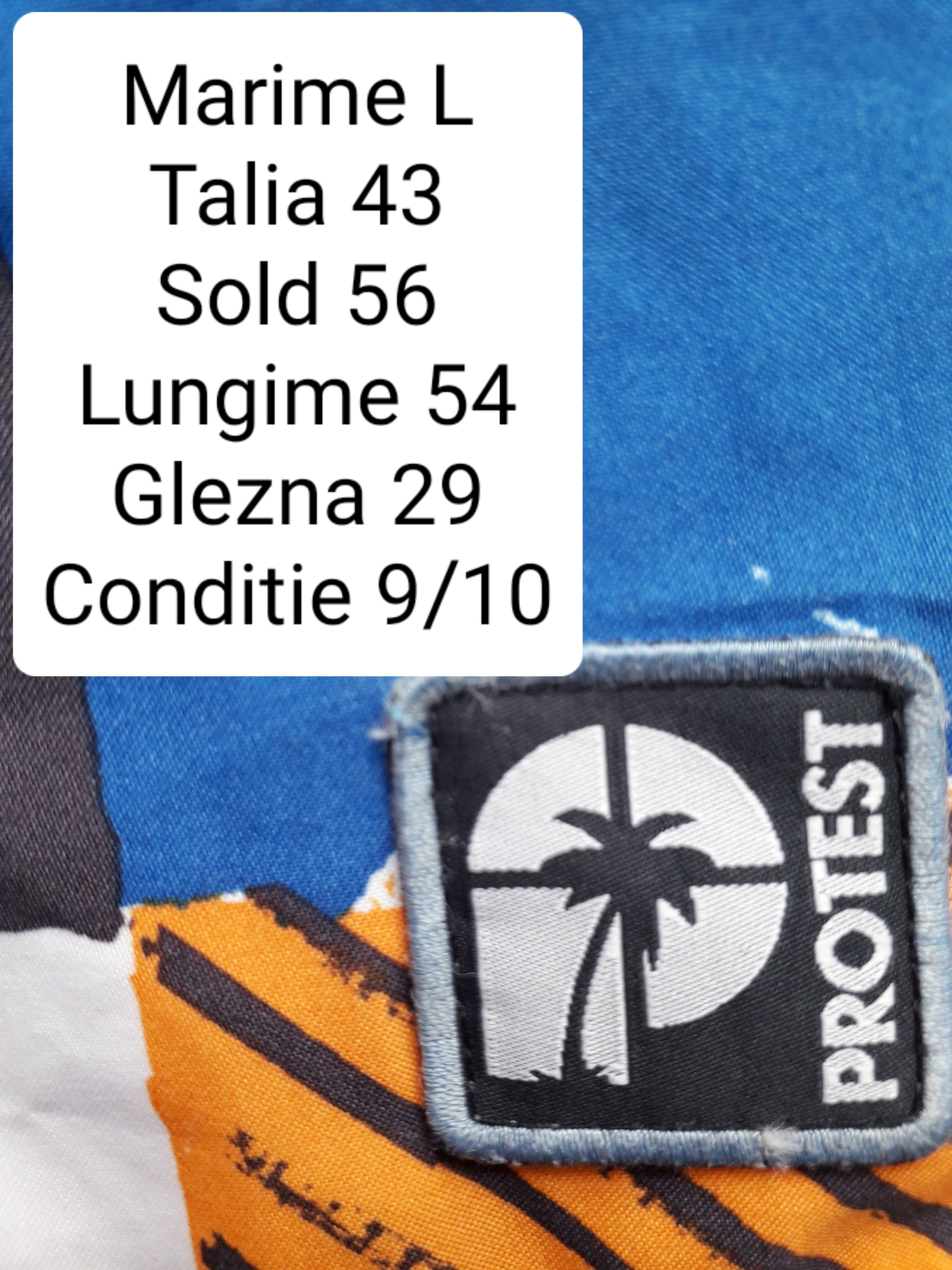 Pantaloni scurti Protest - marimea L - Barbati