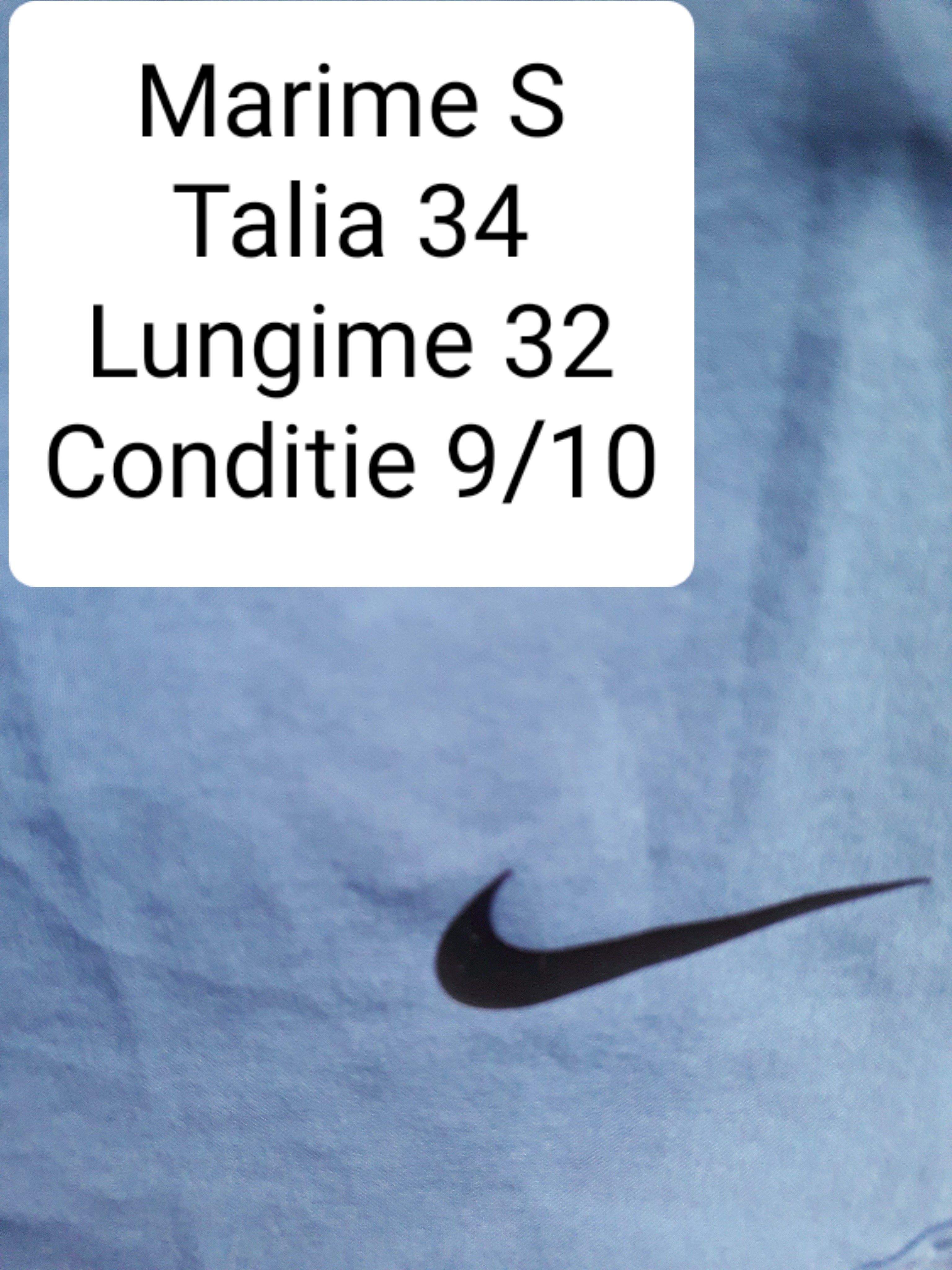 Pantaloni scurti Nike - marimea S - Femei