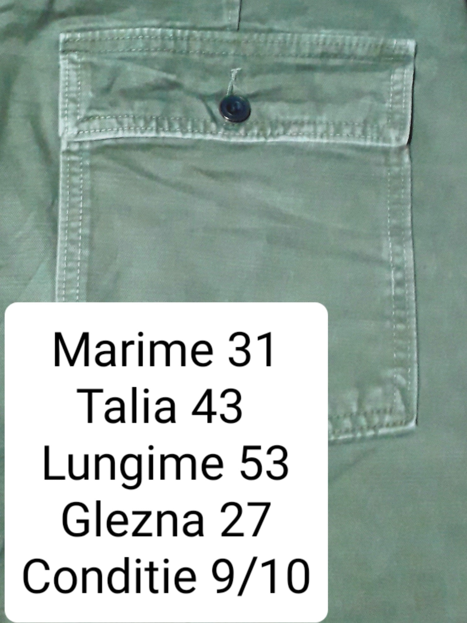 Blugi scurti Abercrombie&Fitch - marimea S/M - Barbati