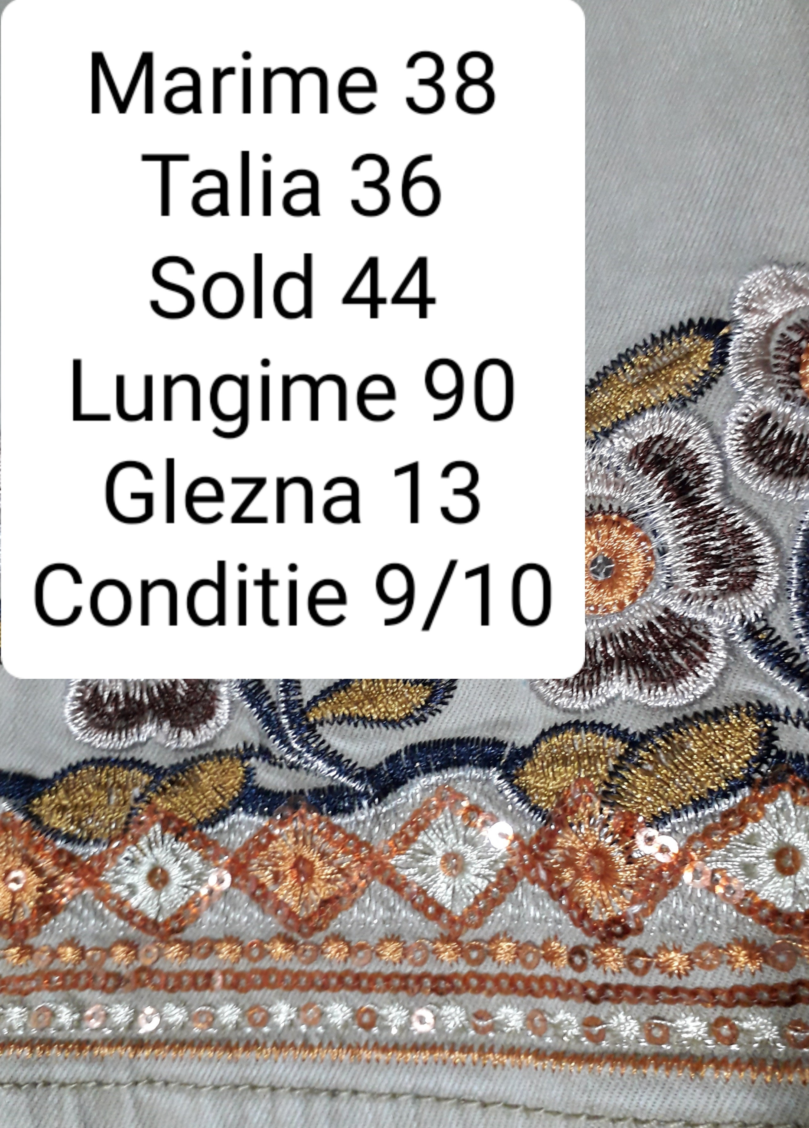 Blugi Desigual - marimea S/M W28 - Femei