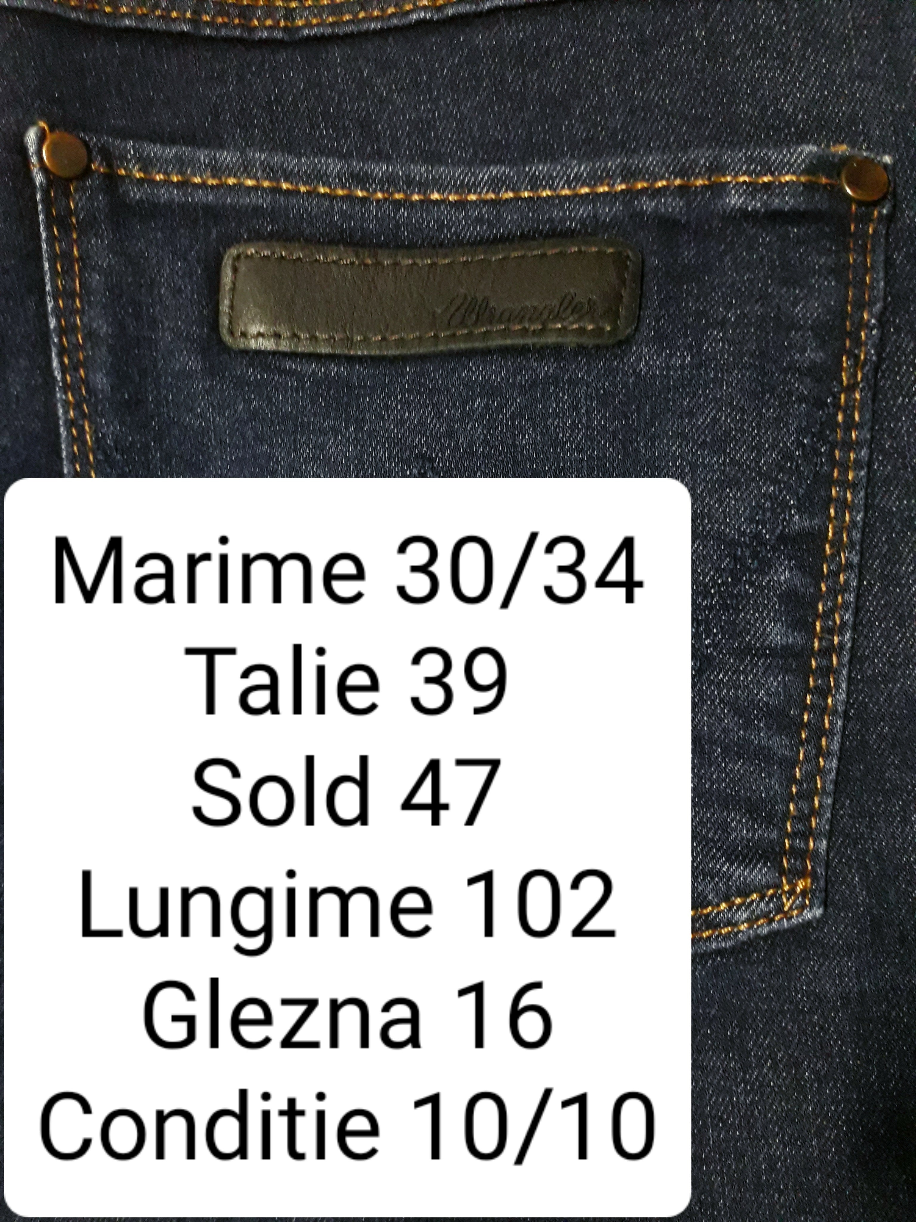 Blugi Wrangler - marimea W30/L34 - Femei