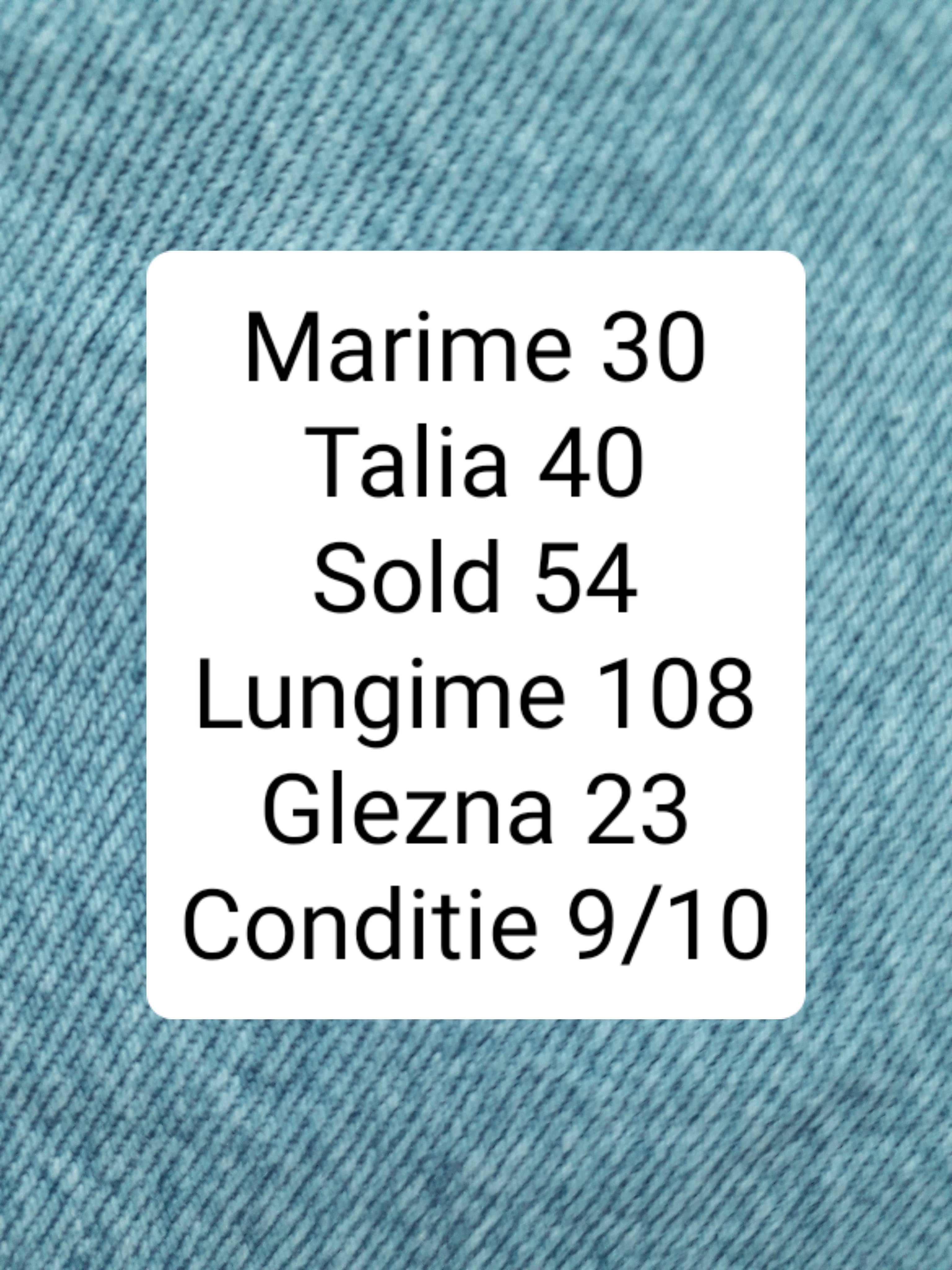 Blugi Bershka - marimea M/L W30 - Femei