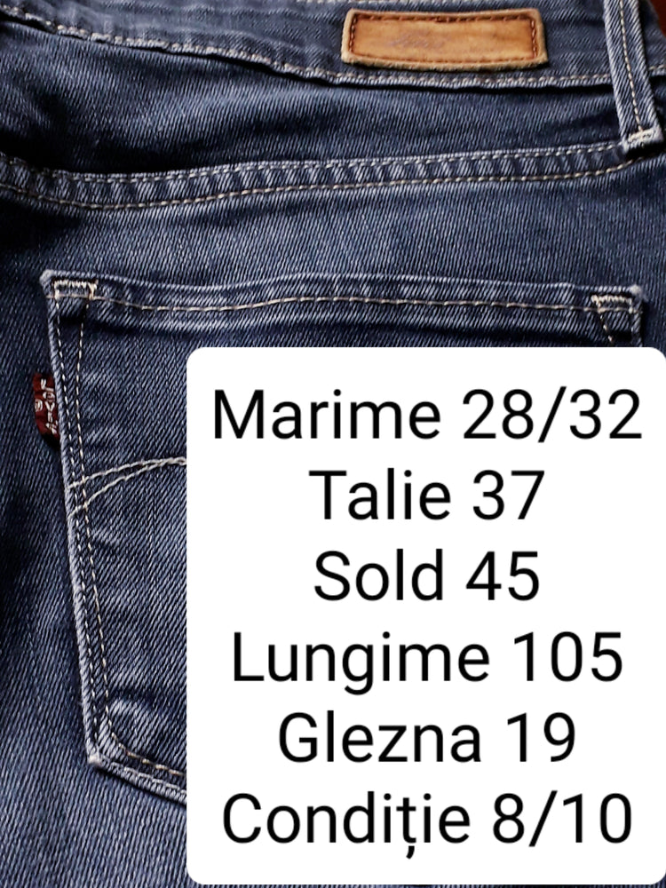 Blugi Levi's - marimea M W28/L32 - Femei