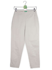 Pantaloni United Colors of Benetton bej deschis mărime M vedere din față second-hand premium