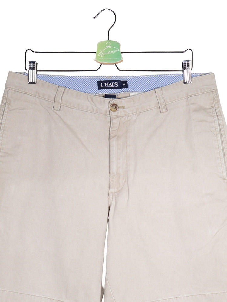 Pantaloni scurti CHAPS bej mărime M detaliu material și croială second-hand premium