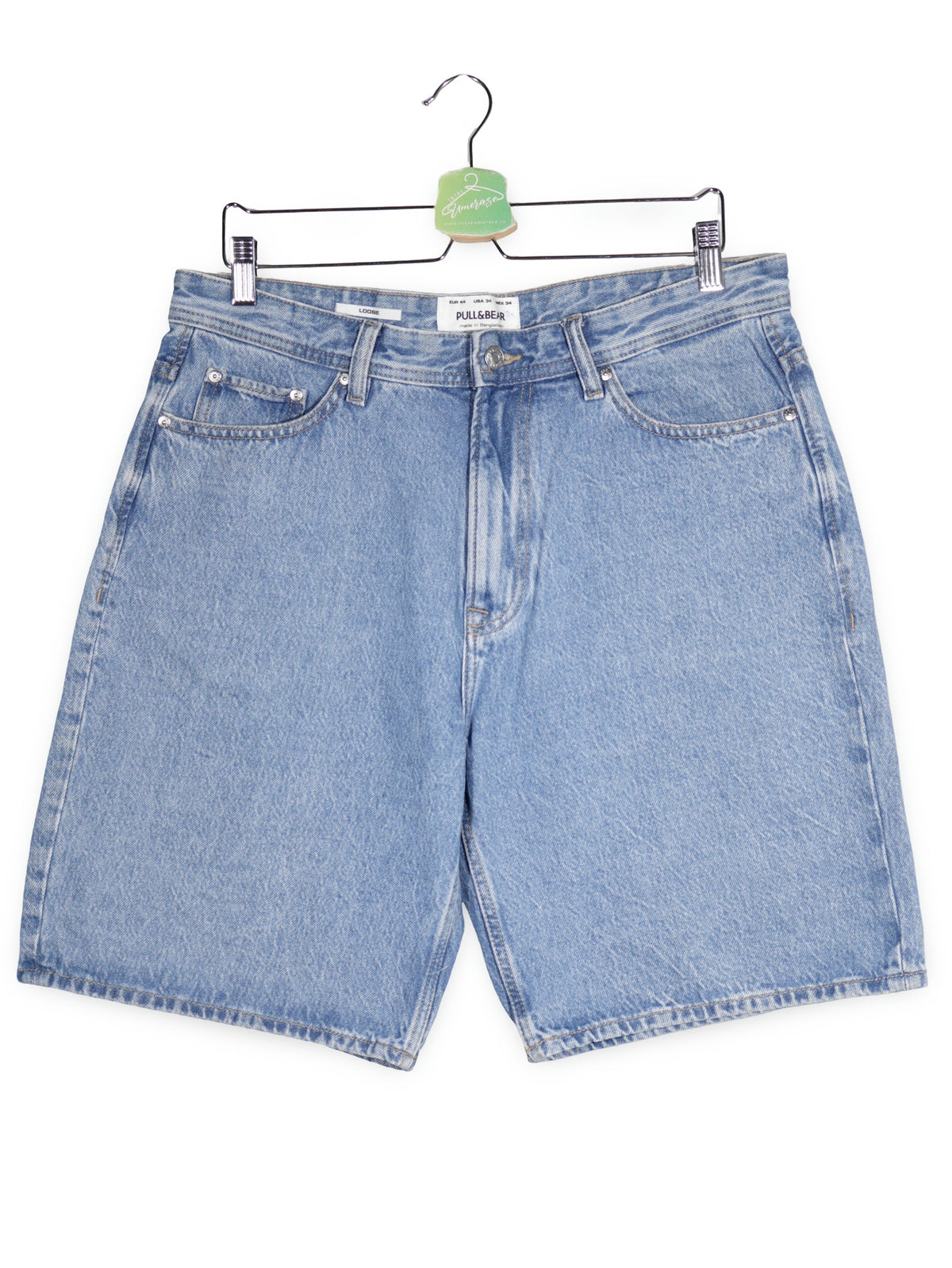 Blugi scurti PULL&BEAR albastru deschis mărime M vedere din față second-hand premium