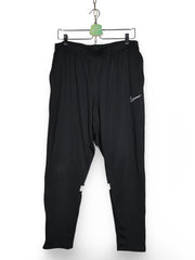 Pantaloni Nike - marimea XXL - Barbati