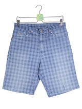 Blugi scurti Levi's albastru mărime S vedere din față second-hand premium