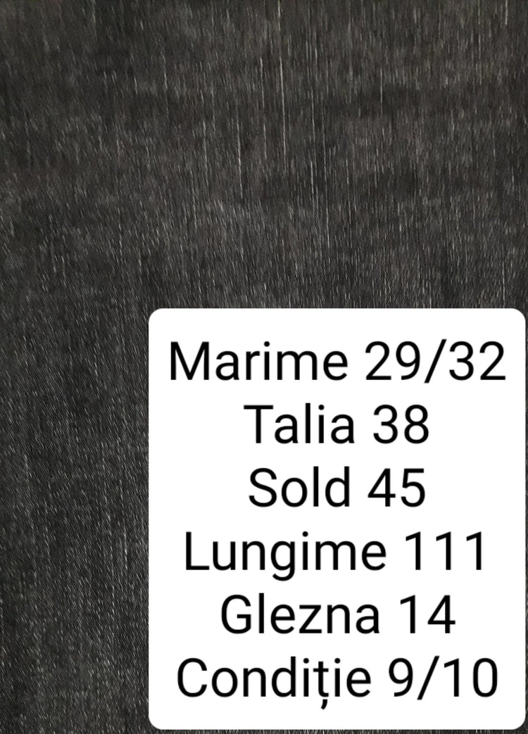 Blugi Levi's - marimea M W29/L32 - Femei