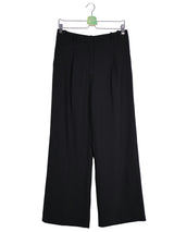 Pantaloni ZARA negru mărime S vedere din față second-hand premium
