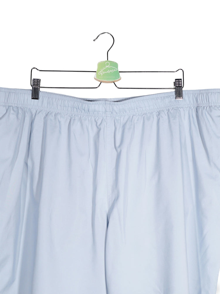 Pantaloni scurti Adidas albastru deschis mărime 3XL detaliu material și croială second-hand premium