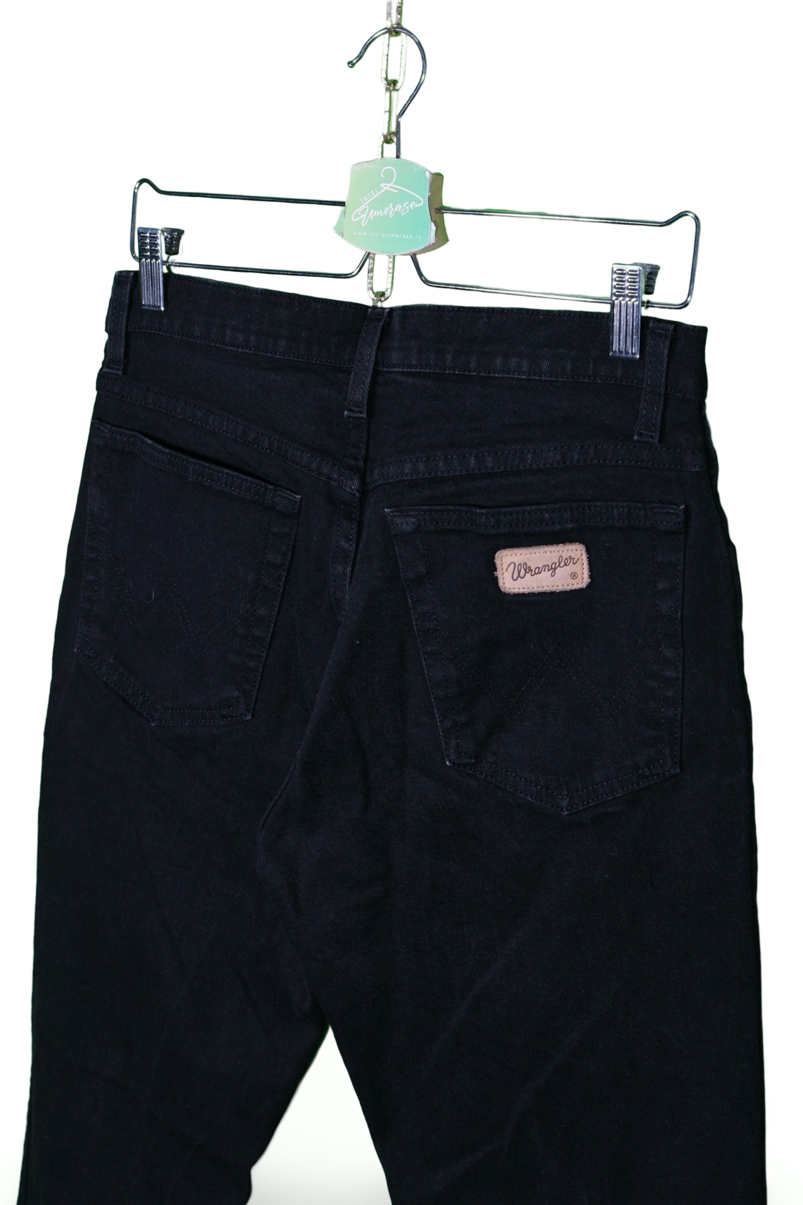 Blugi Wrangler - marimea S W31/L32 - Barbati