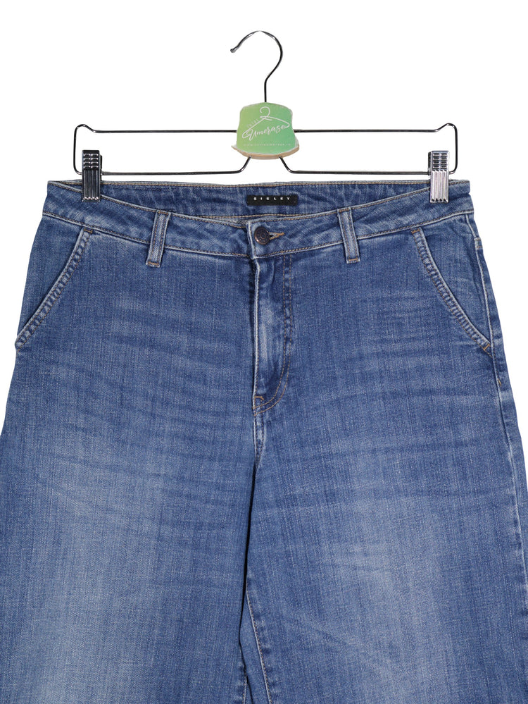 Blugi Sisley albastru denim mărime W30 detaliu material și croială second-hand premium