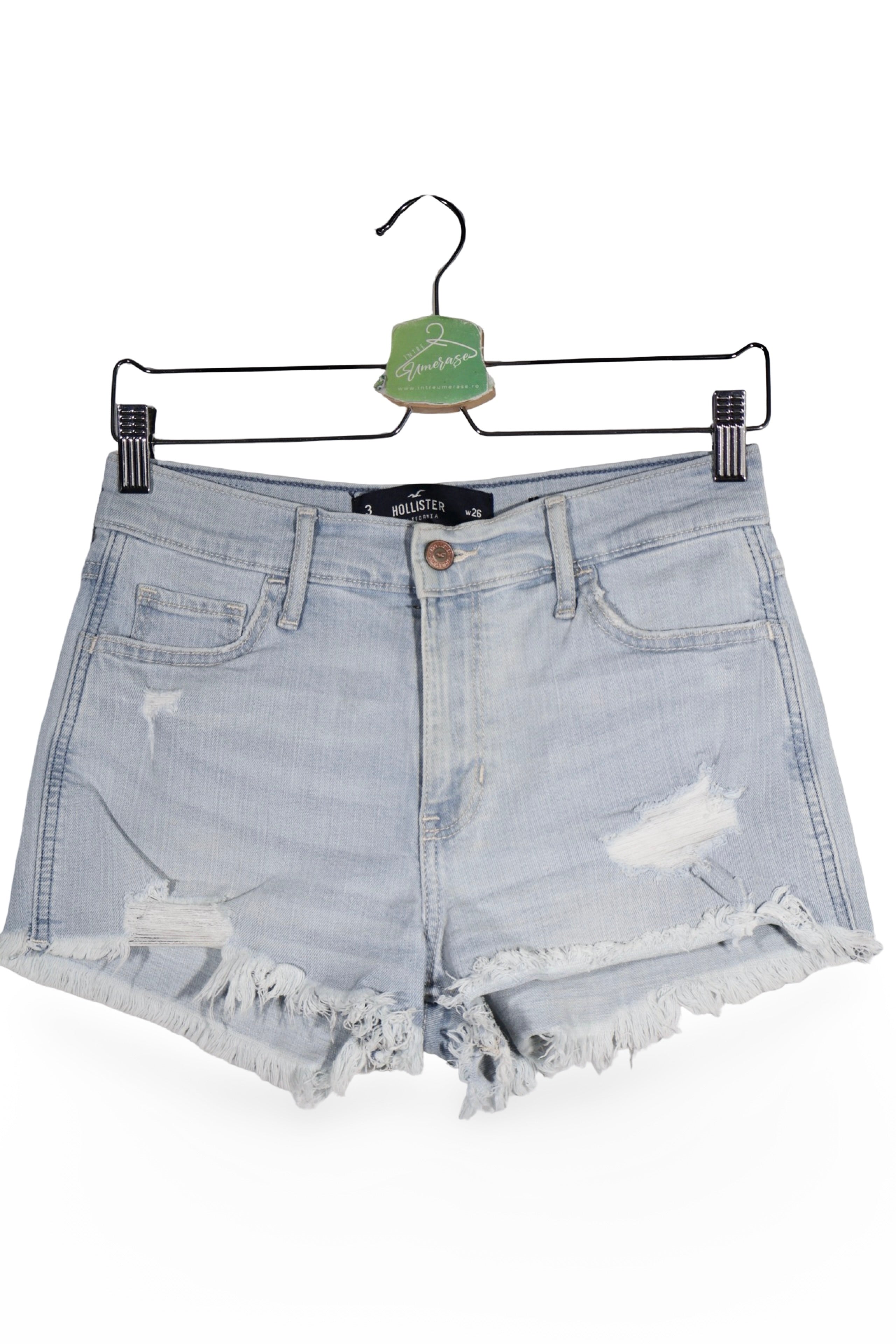 Blugi scurți - Hollister albastru deschis cu tiv franjurat si broderii discrete – S – Femei - spate