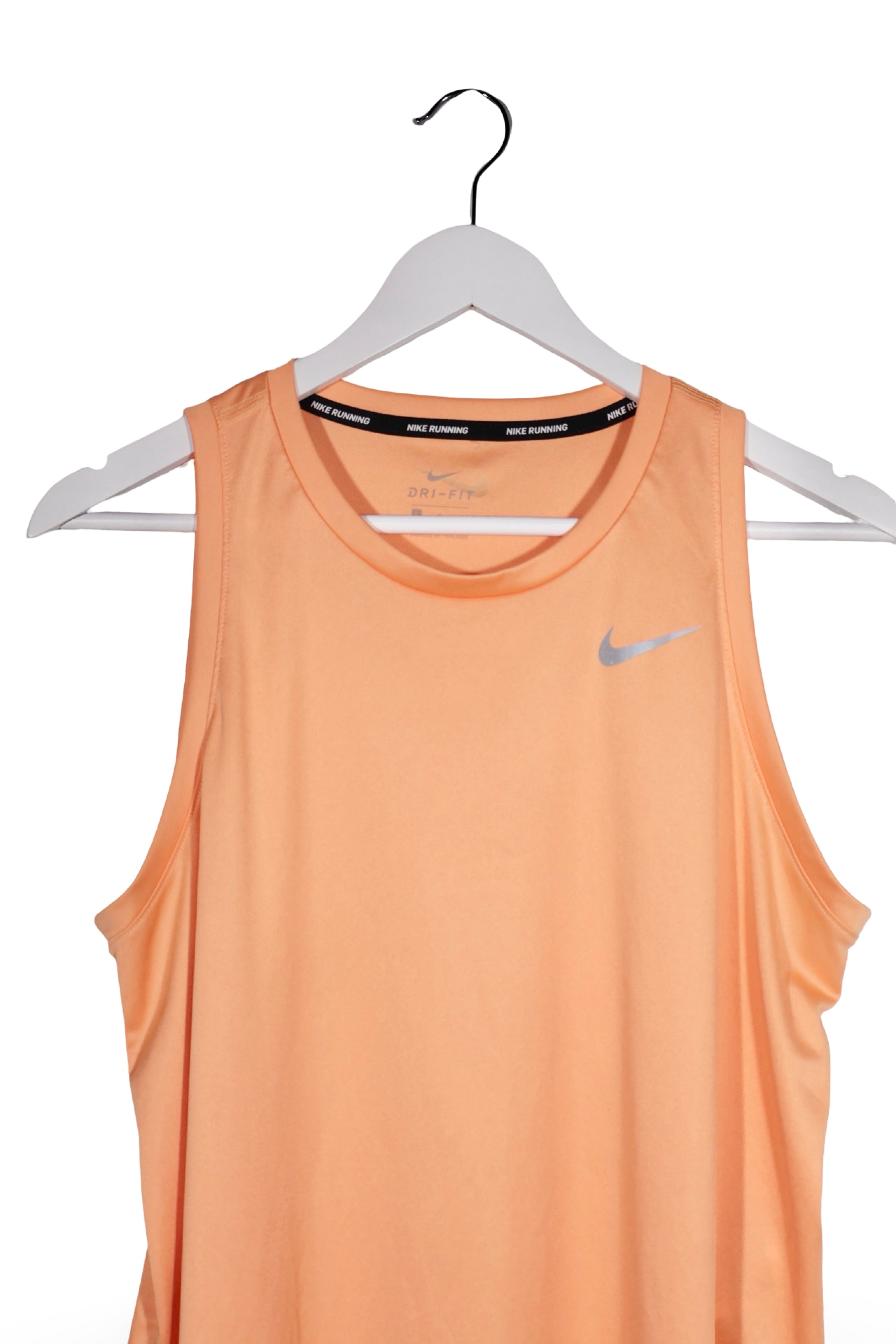 Top - NIKE portocaliu piersică din material tehnic, cu croială sport – L – Bărbați - detaliu