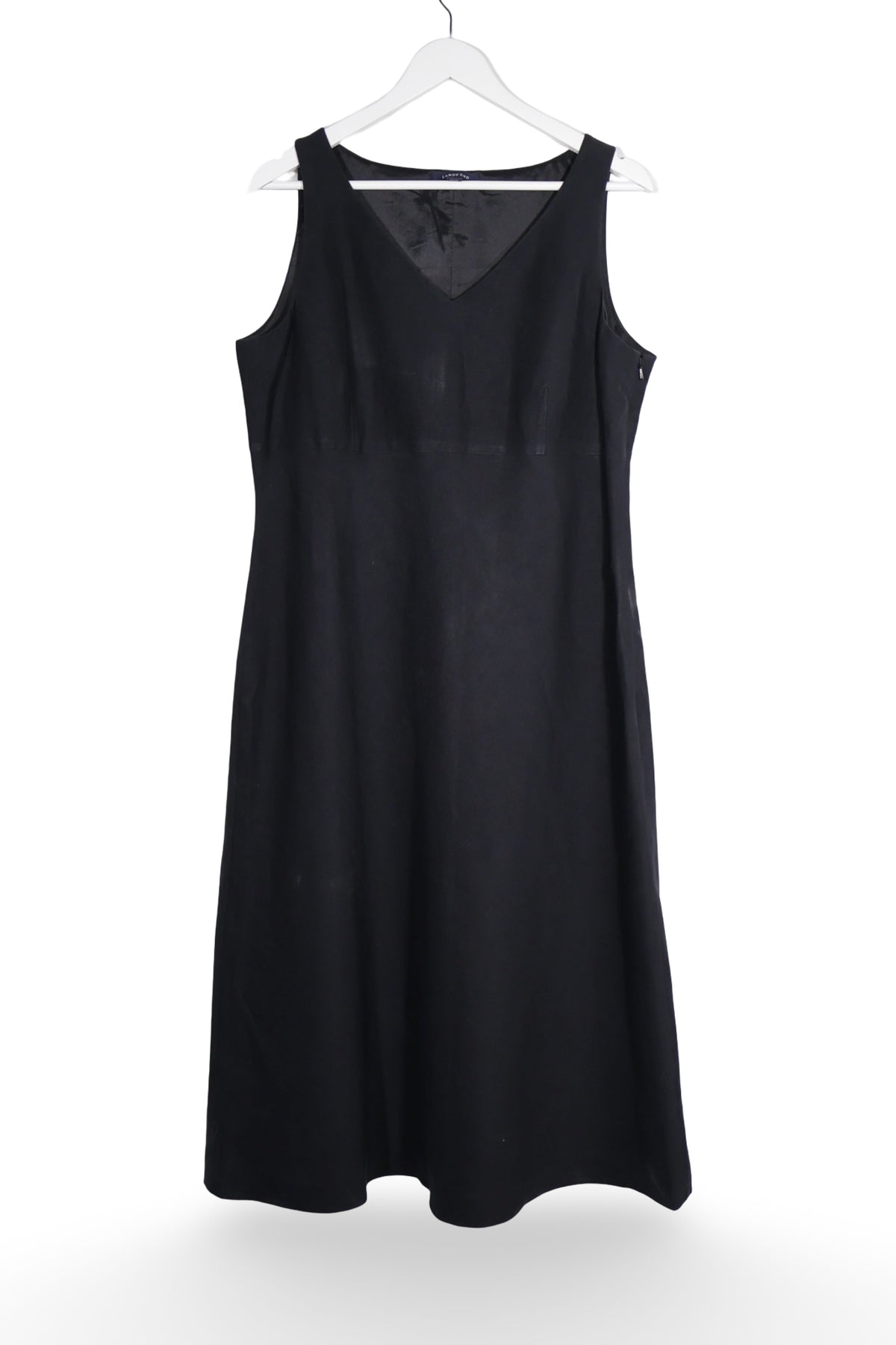 Rochie - Lands' End neagră cu croială simplă și decolteu în V – L – Femei - fata