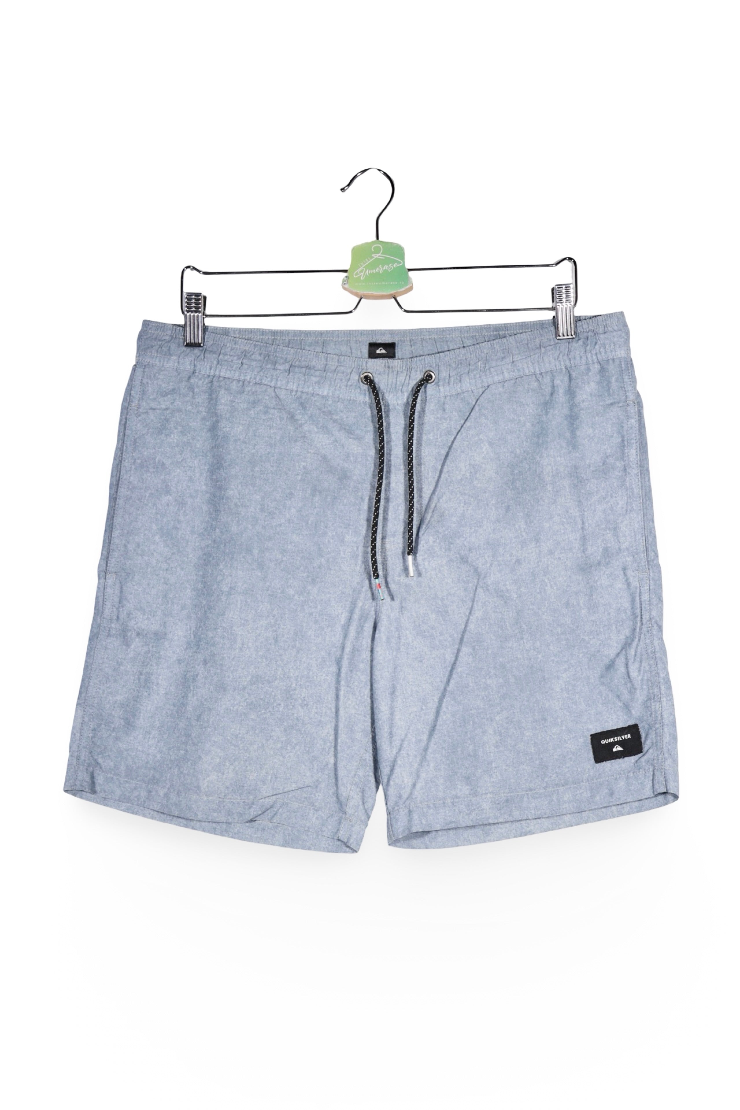 Pantaloni scurți - Quiksilver bleu deschis din material usor cu snur in talie – L – Bărbați - fata