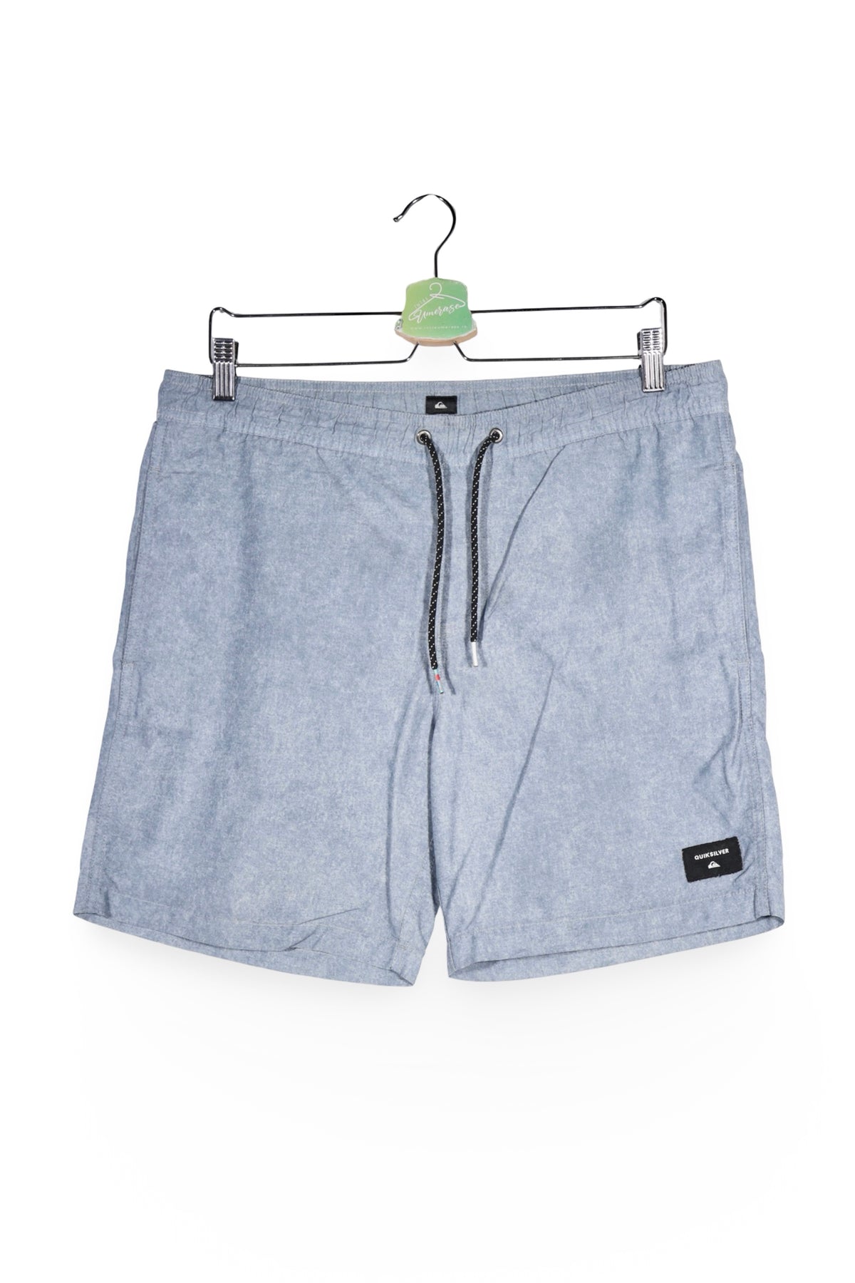 Pantaloni scurți - Quiksilver bleu deschis din material usor cu snur in talie – L – Bărbați - fata