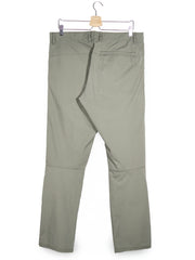 Pantaloni FJÄLLRÄVEN verde-oliv mărime L vedere din spate second-hand premium