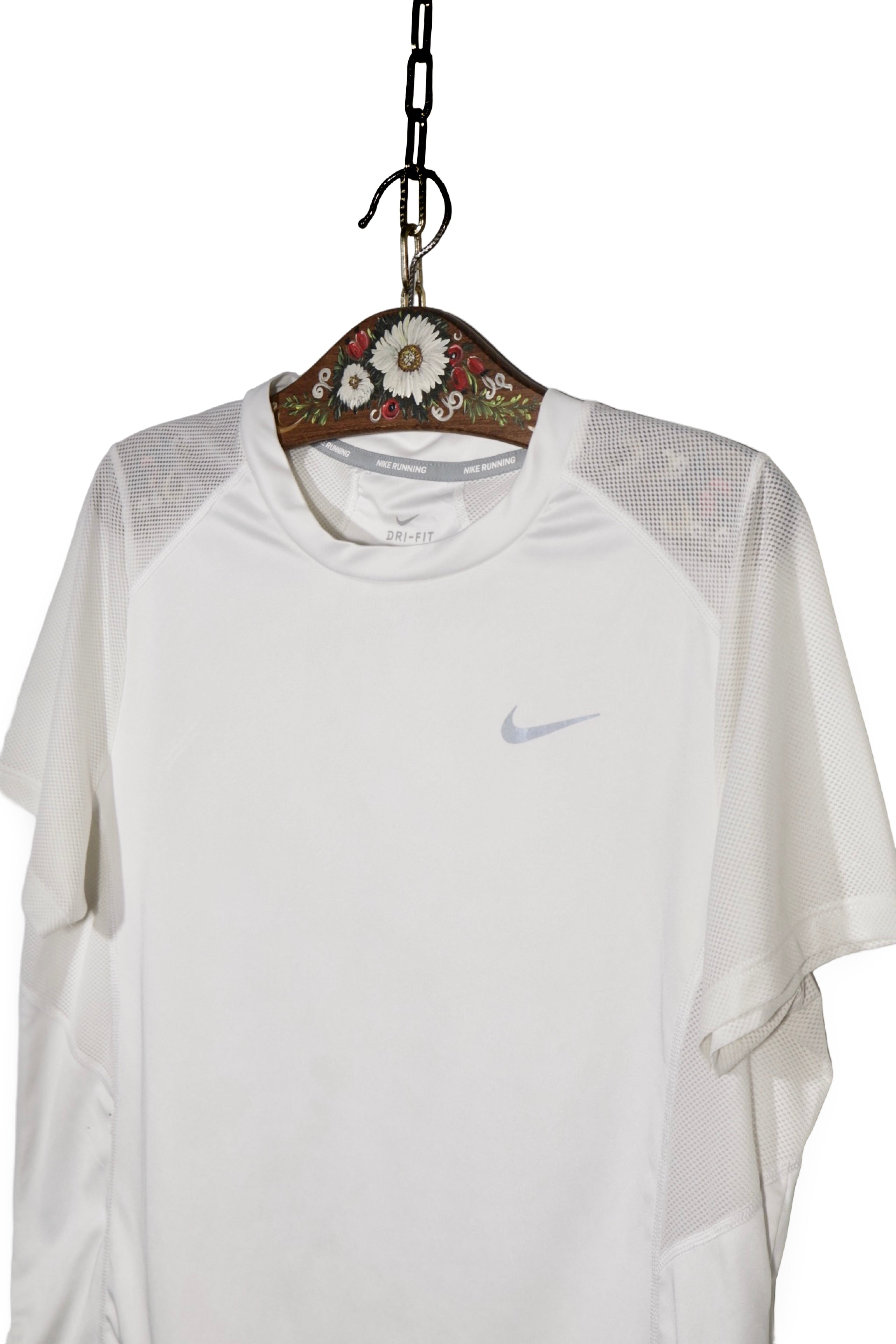 Tricou Nike - marimea L - Femei