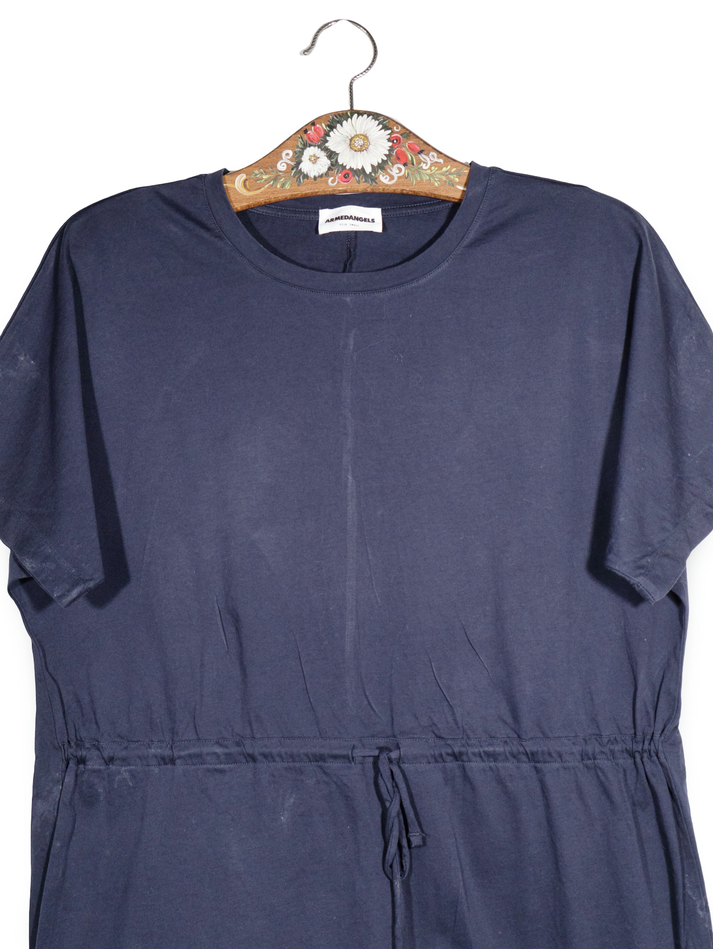 Rochie ARMEDANGELS bleumarin mărime S detaliu material și croială second-hand premium